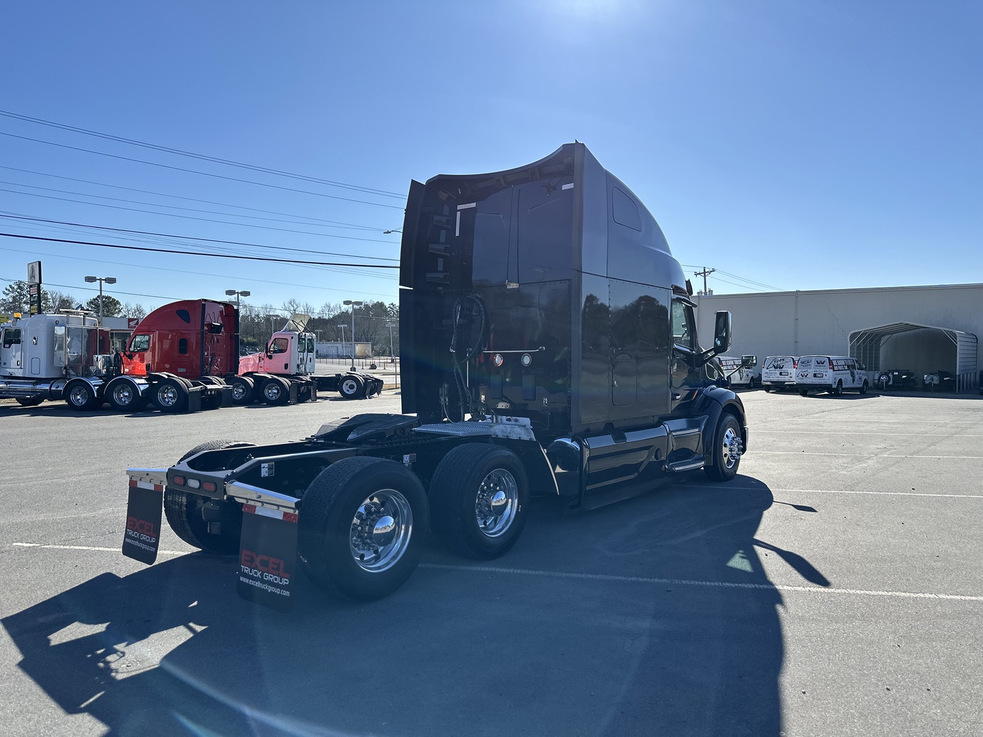 2021 Peterbilt 579 - image 5 of 6