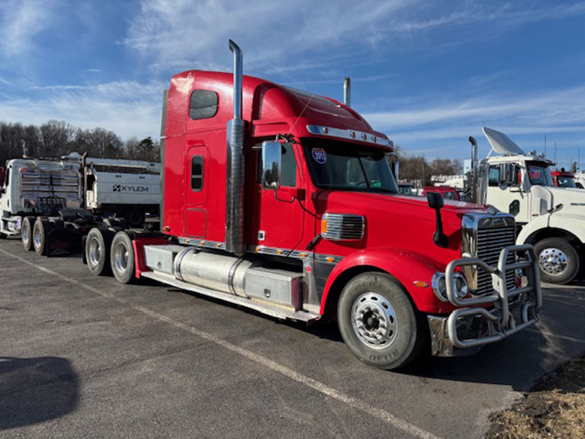 2013 Freightliner Coronado - image 2 of 6