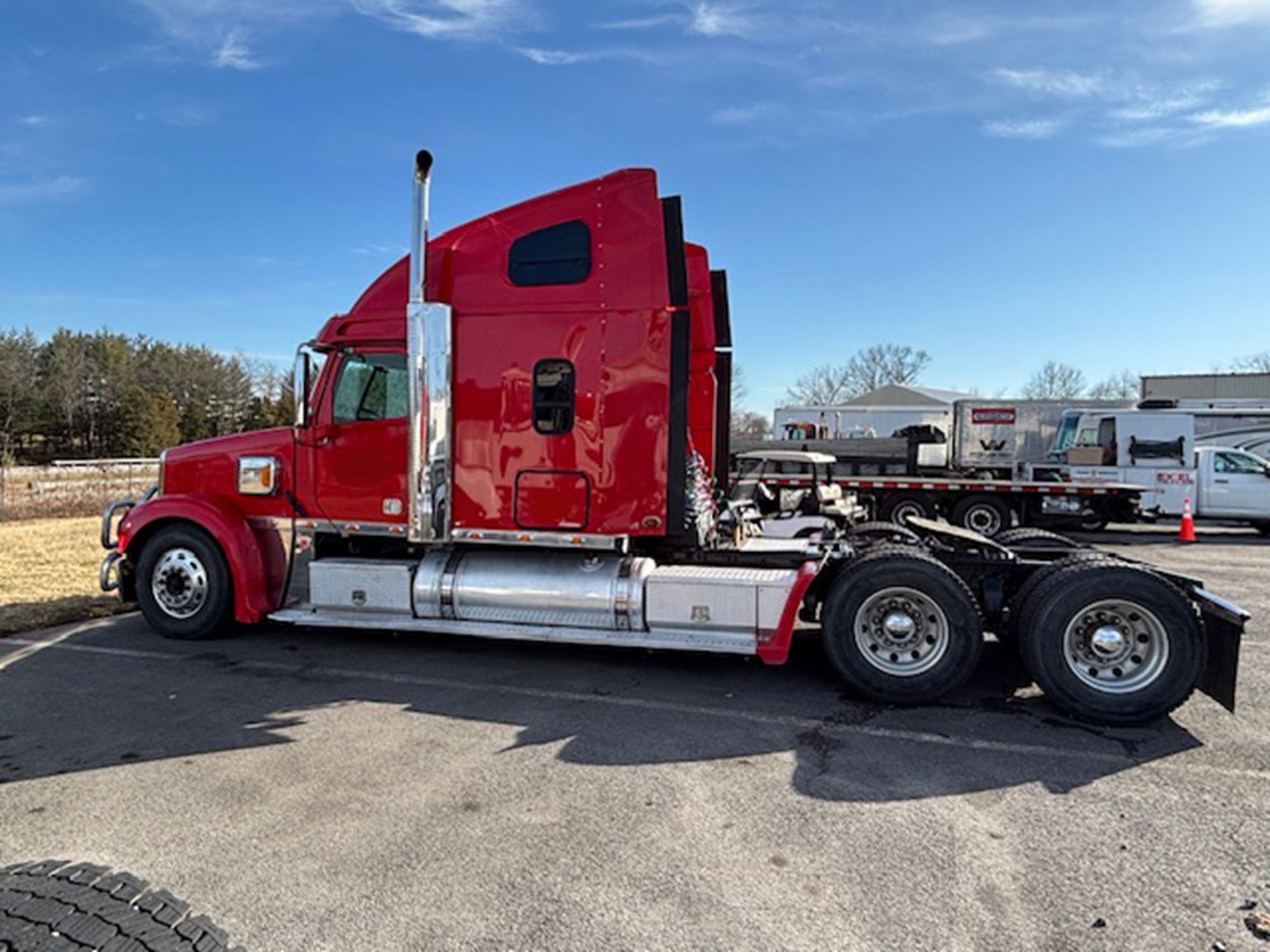 2013 Freightliner Coronado - image 4 of 6