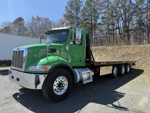 2018 Peterbilt 348 1743099029497