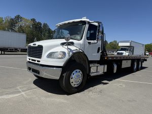 2018 Freightliner M2 1744914114445