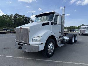 2020 Kenworth T880 1745440796642