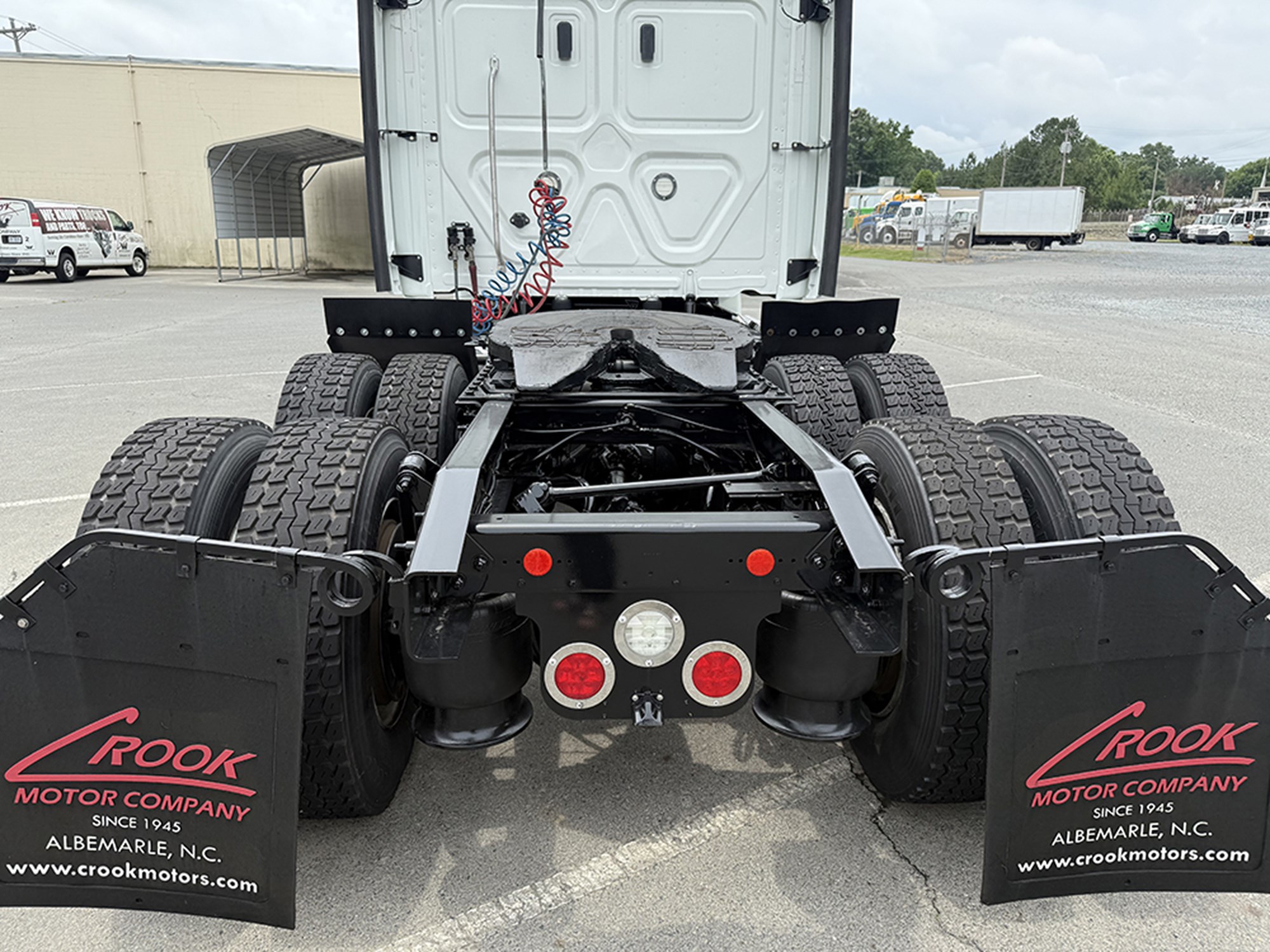 2019 Freightliner Cascadia 125 - image 5 of 6