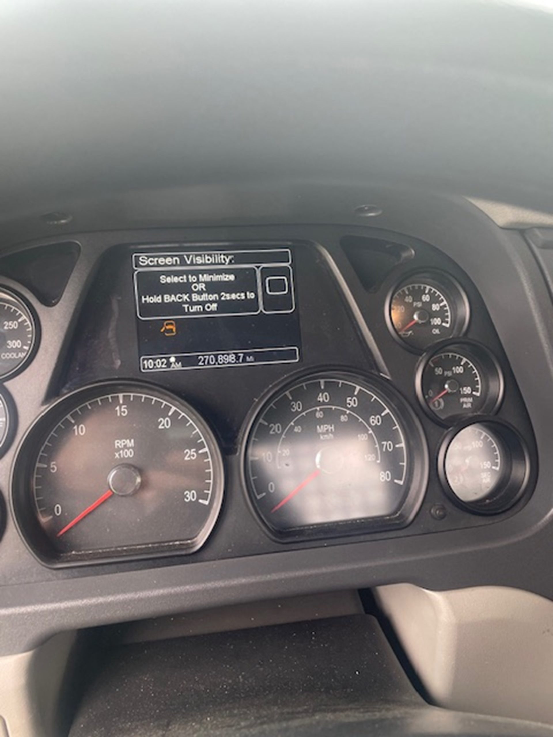 2020 Peterbilt 567 - image 3 of 4