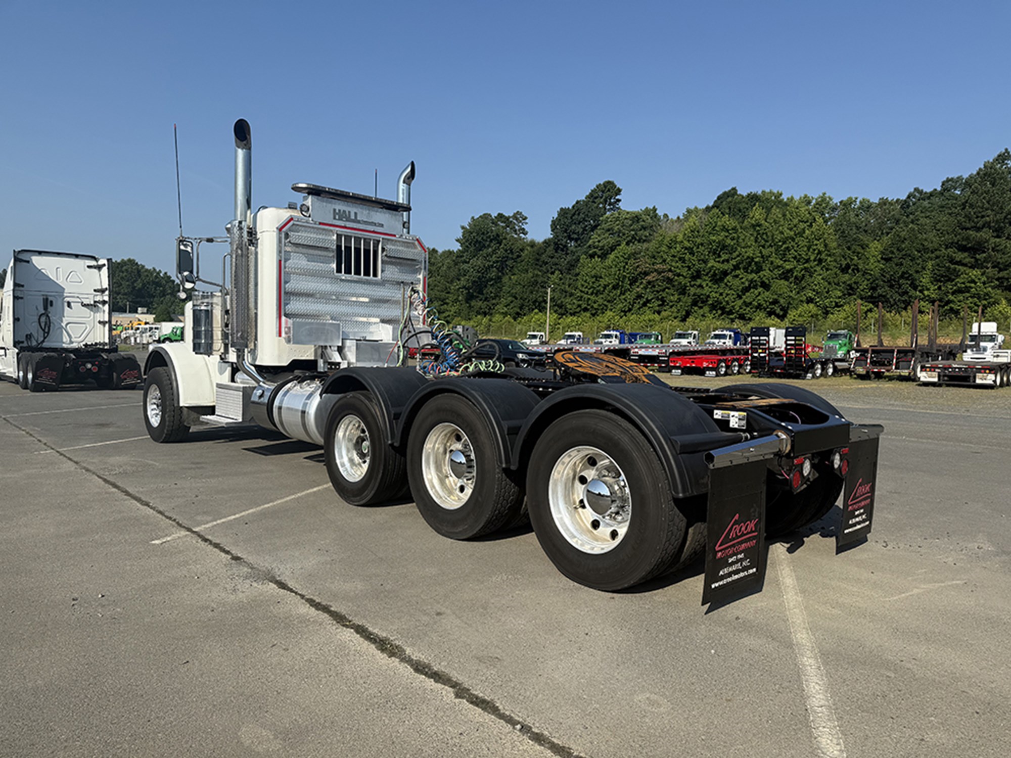 2019 Peterbilt 389 - image 6 of 6