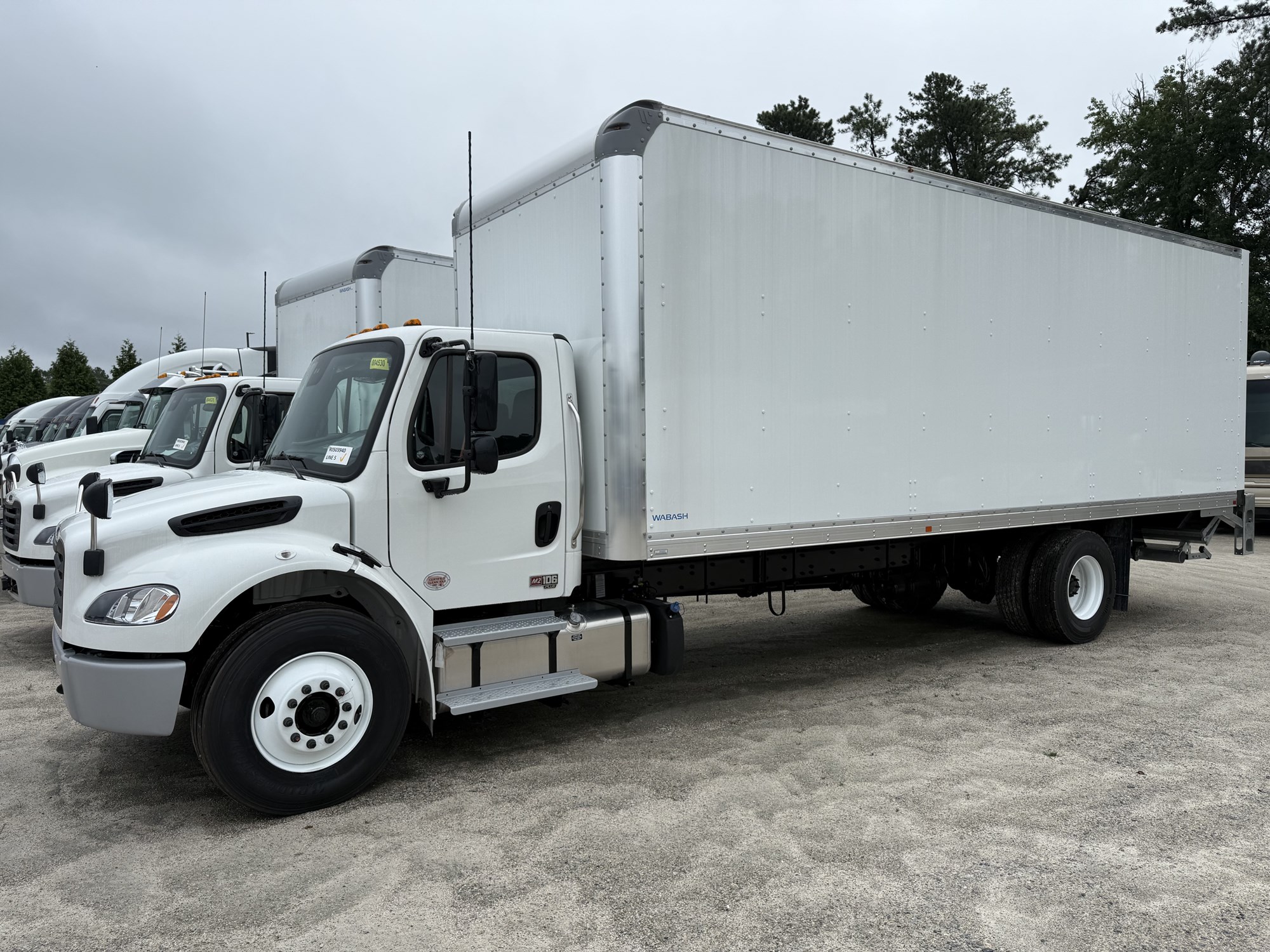 2026 Freightliner M2 106 - image 2 of 2