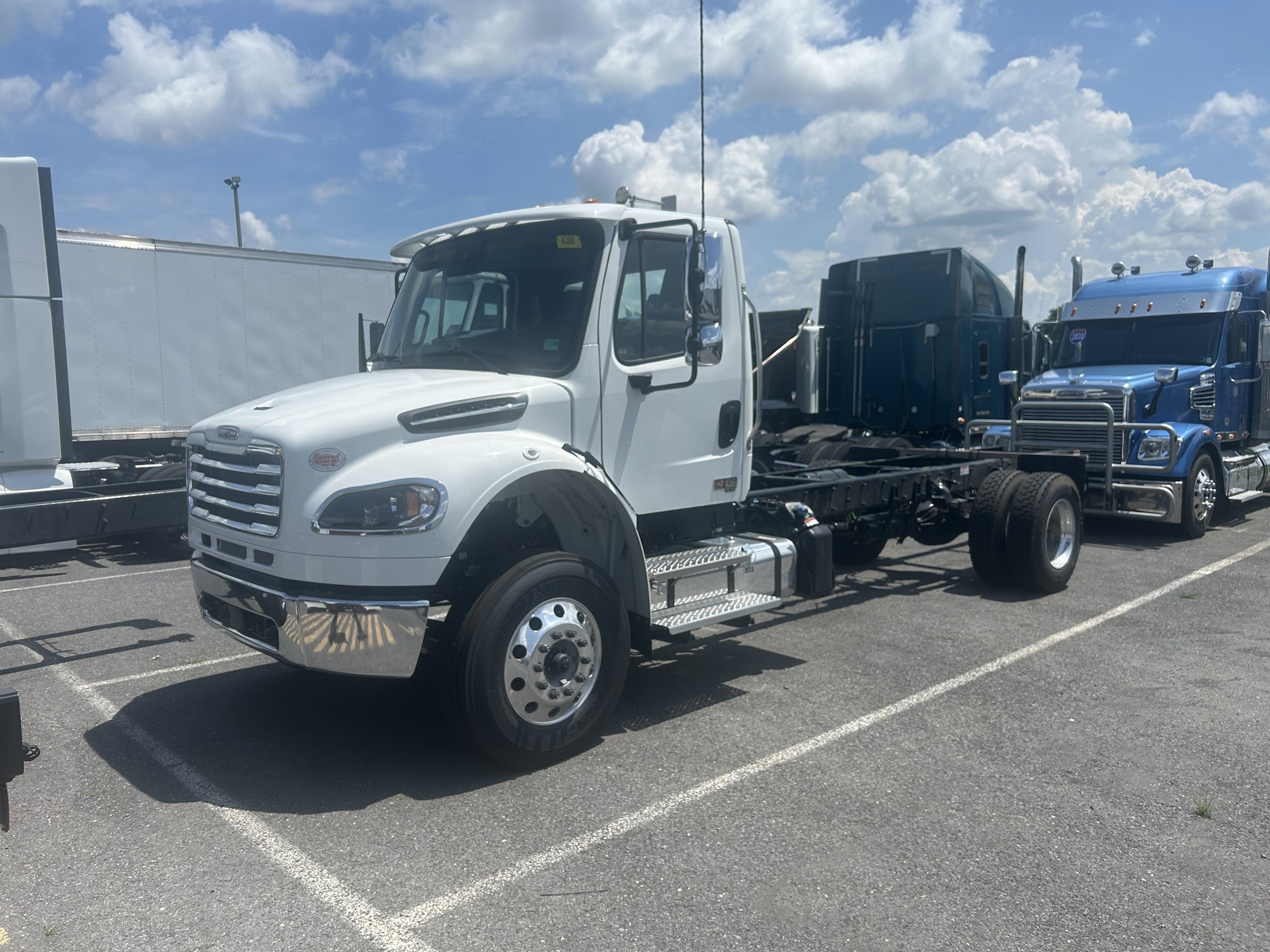2026 Freightliner M2106 - image 1 of 5