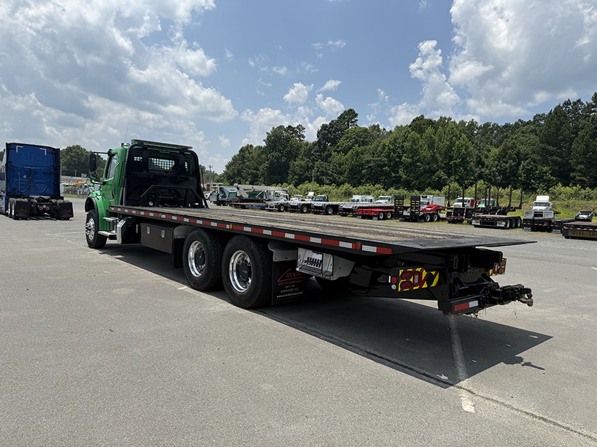 2019 Freightliner M2106 - image 6 of 6
