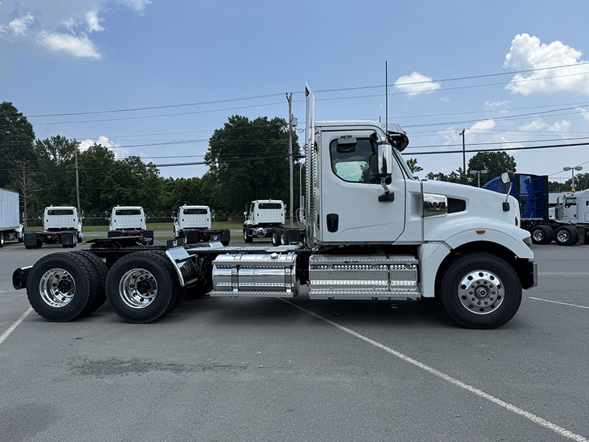 2026 Western Star 49X - image 3 of 6