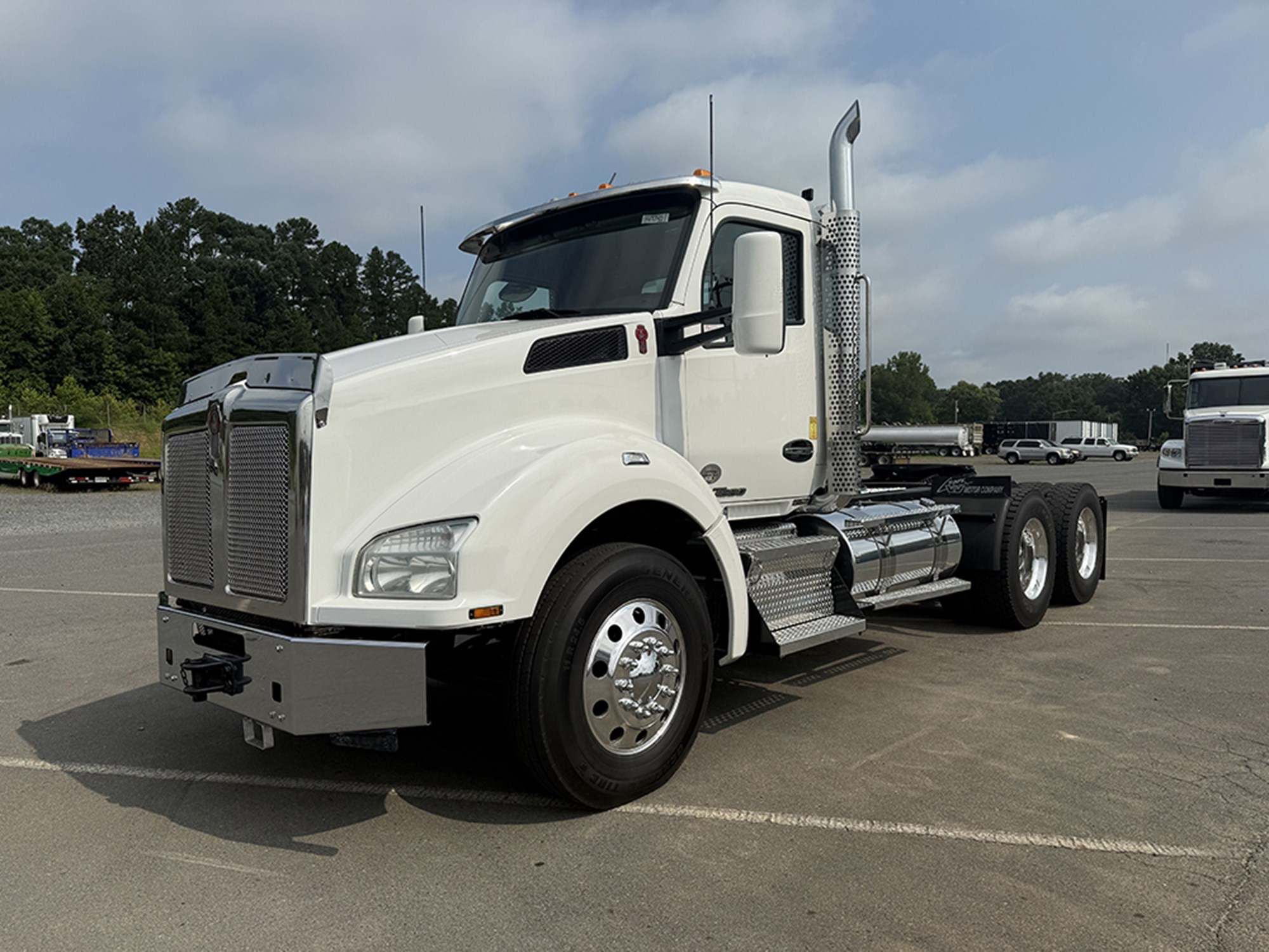 2020 Kenworth T880 - image 1 of 6