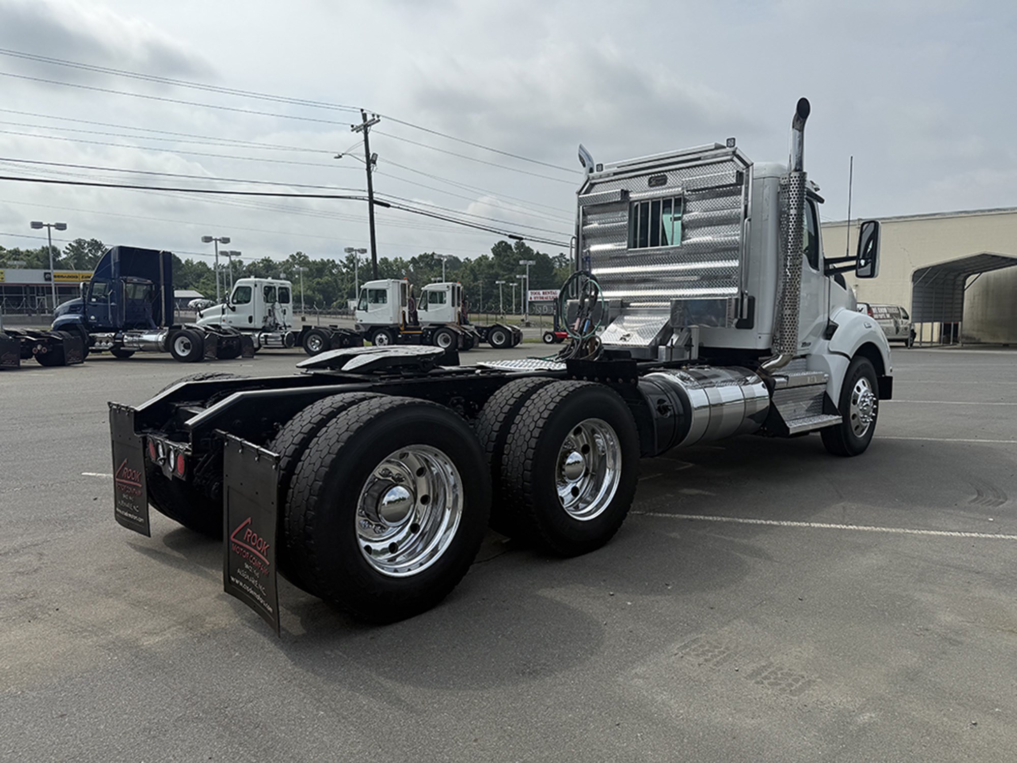 2020 Kenworth T880 - image 4 of 6