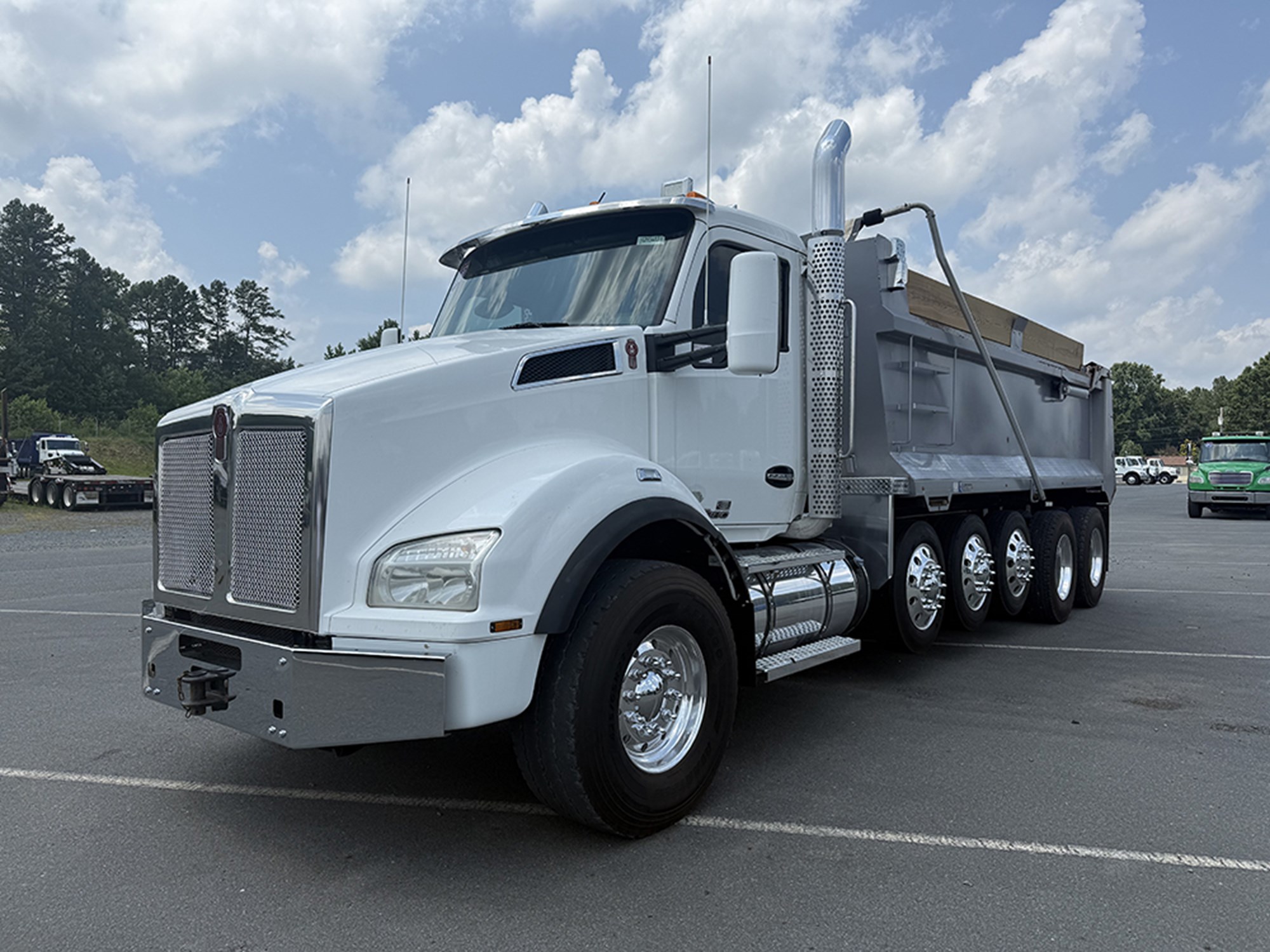 2018 Kenworth T880 - image 1 of 6