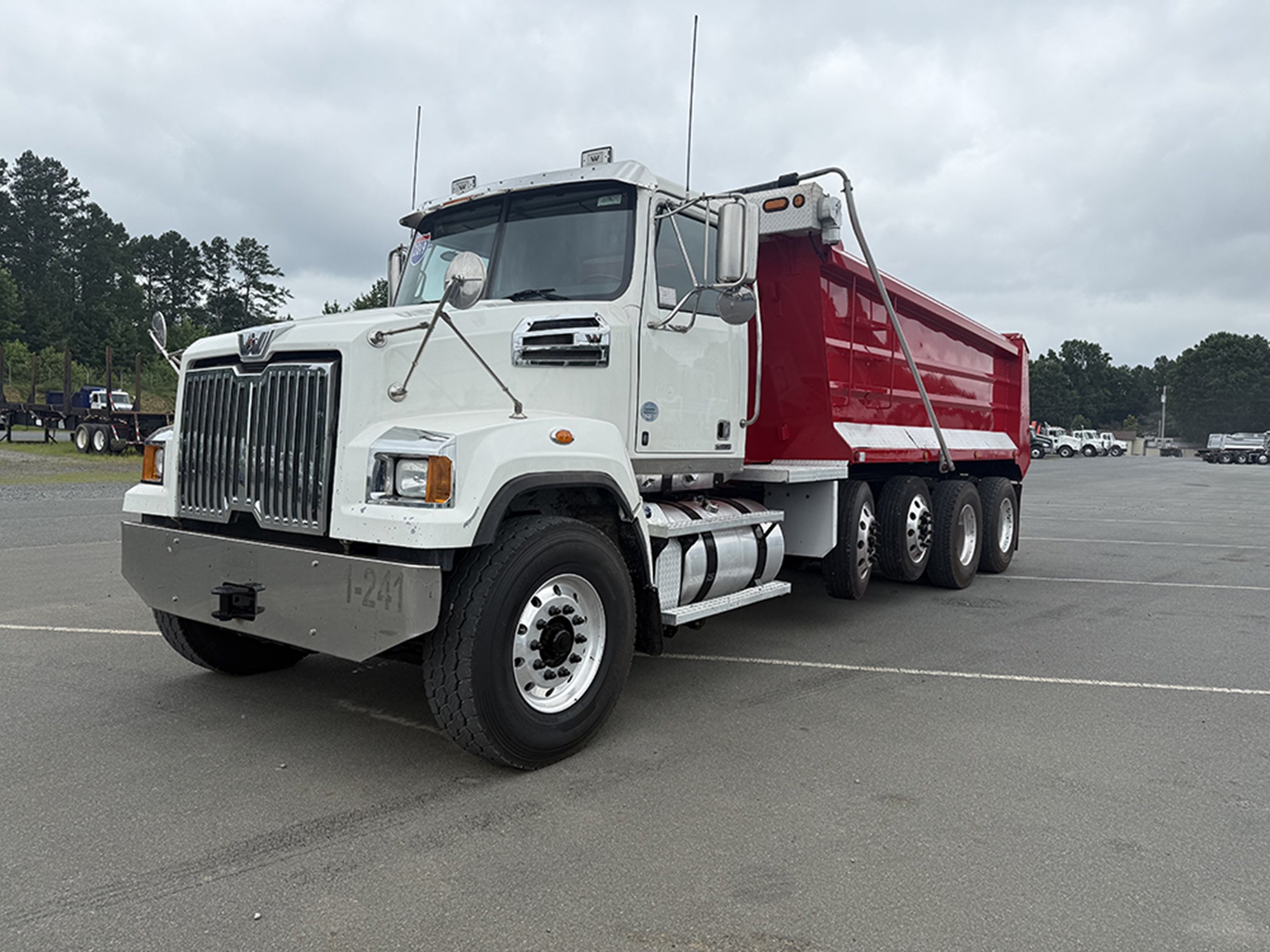2019 Western Star 4700SF - image 1 of 6