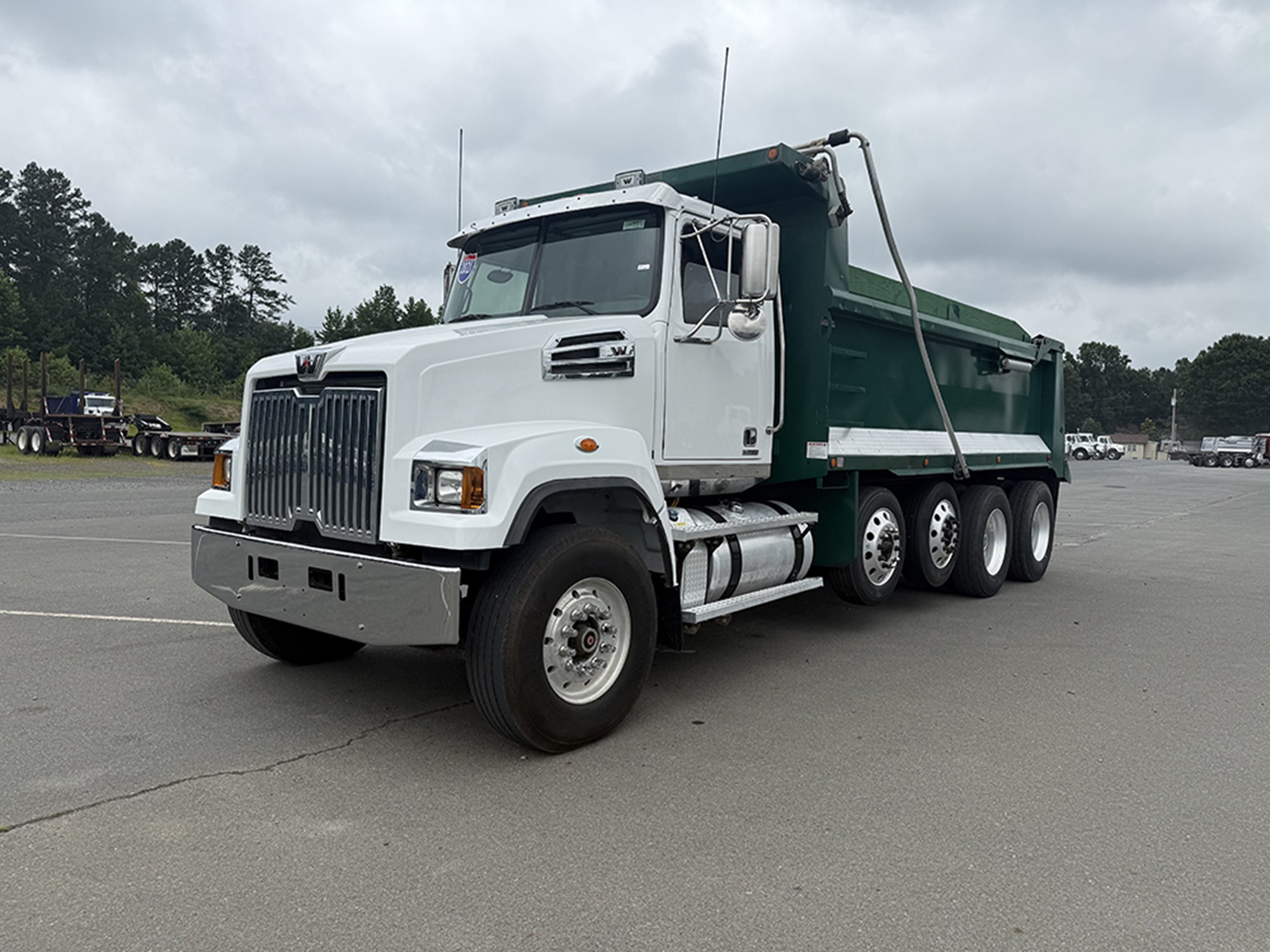 2021 Western Star 4700 - image 1 of 6