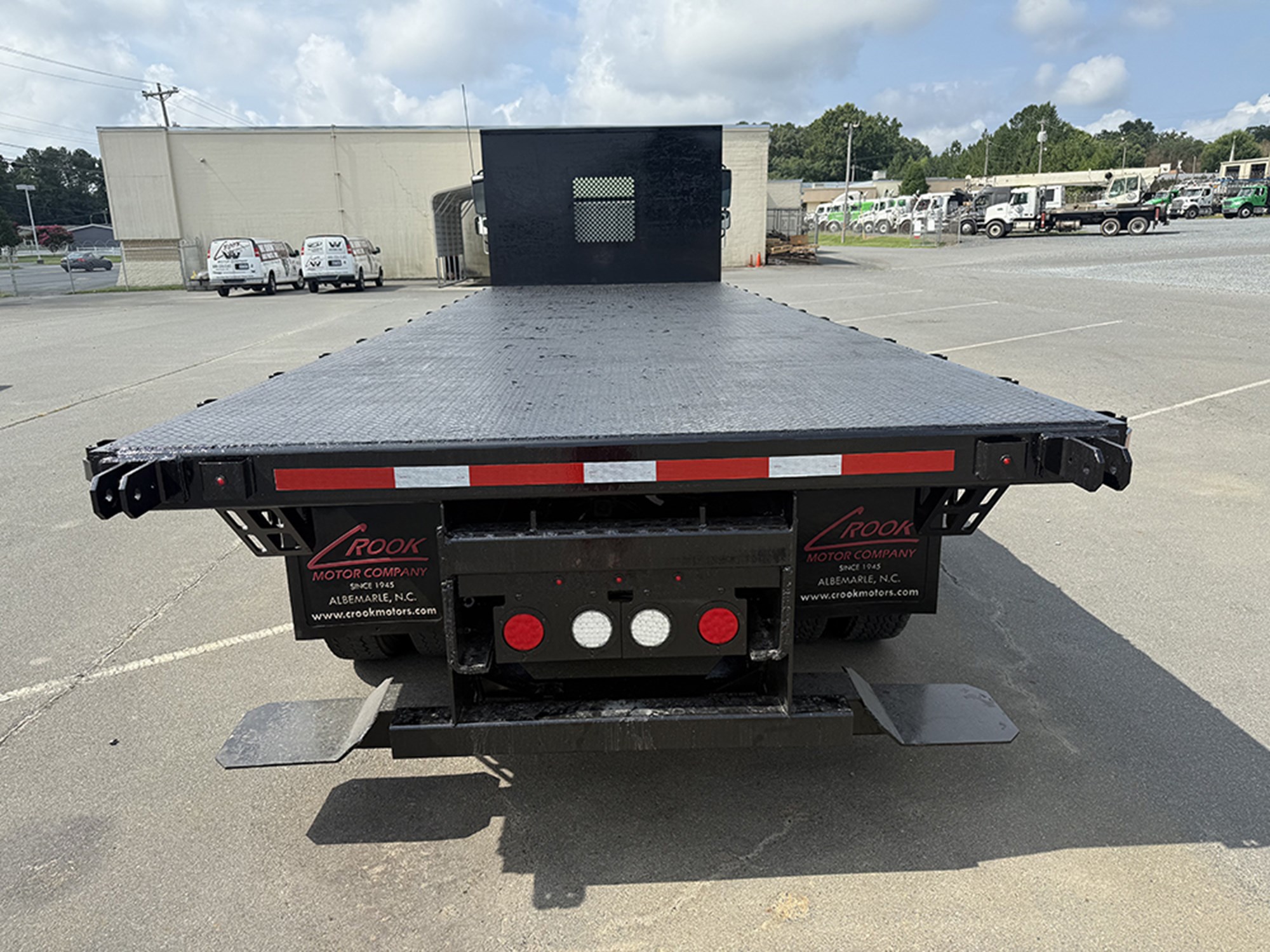 2017 Freightliner M2 - image 5 of 6