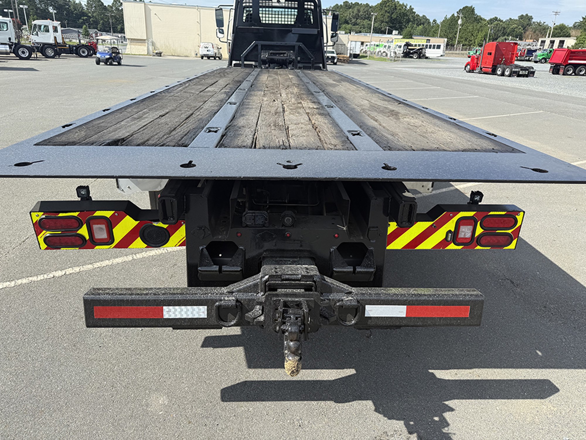 2019 Freightliner M2 - image 5 of 6