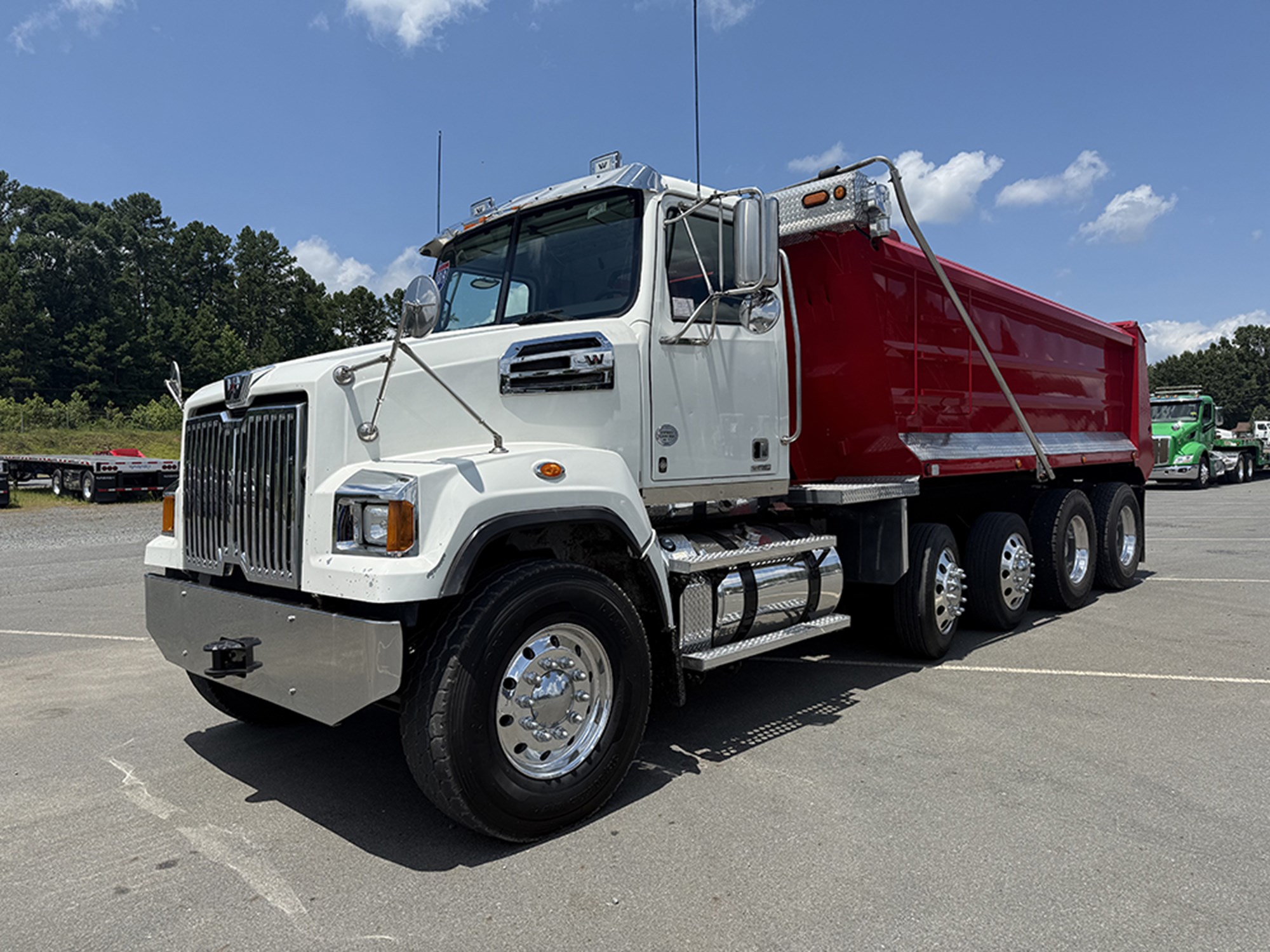 2019 Western Star 4700SF - image 1 of 6