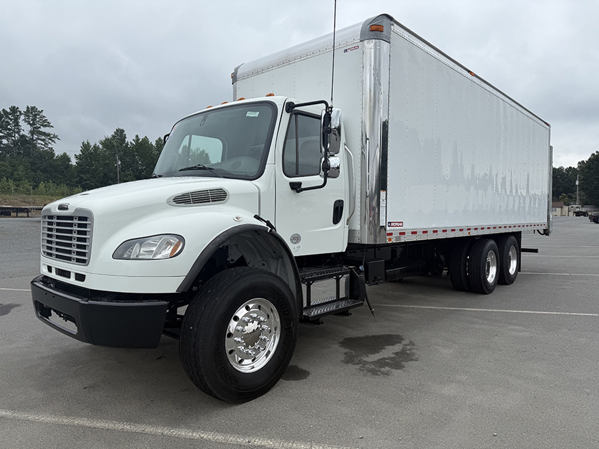 2020 Freightliner M2 - image 1 of 6