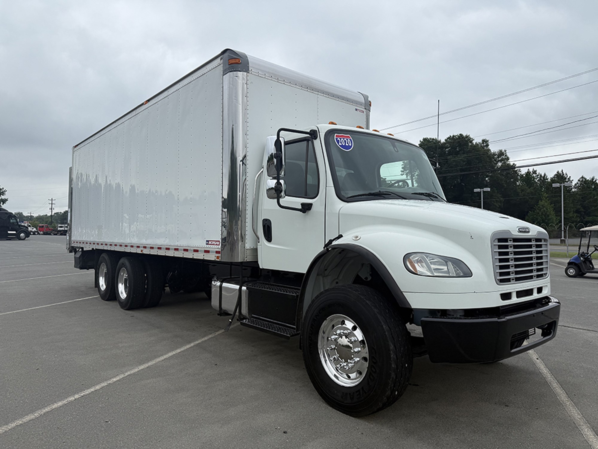 2020 Freightliner M2 - image 2 of 6