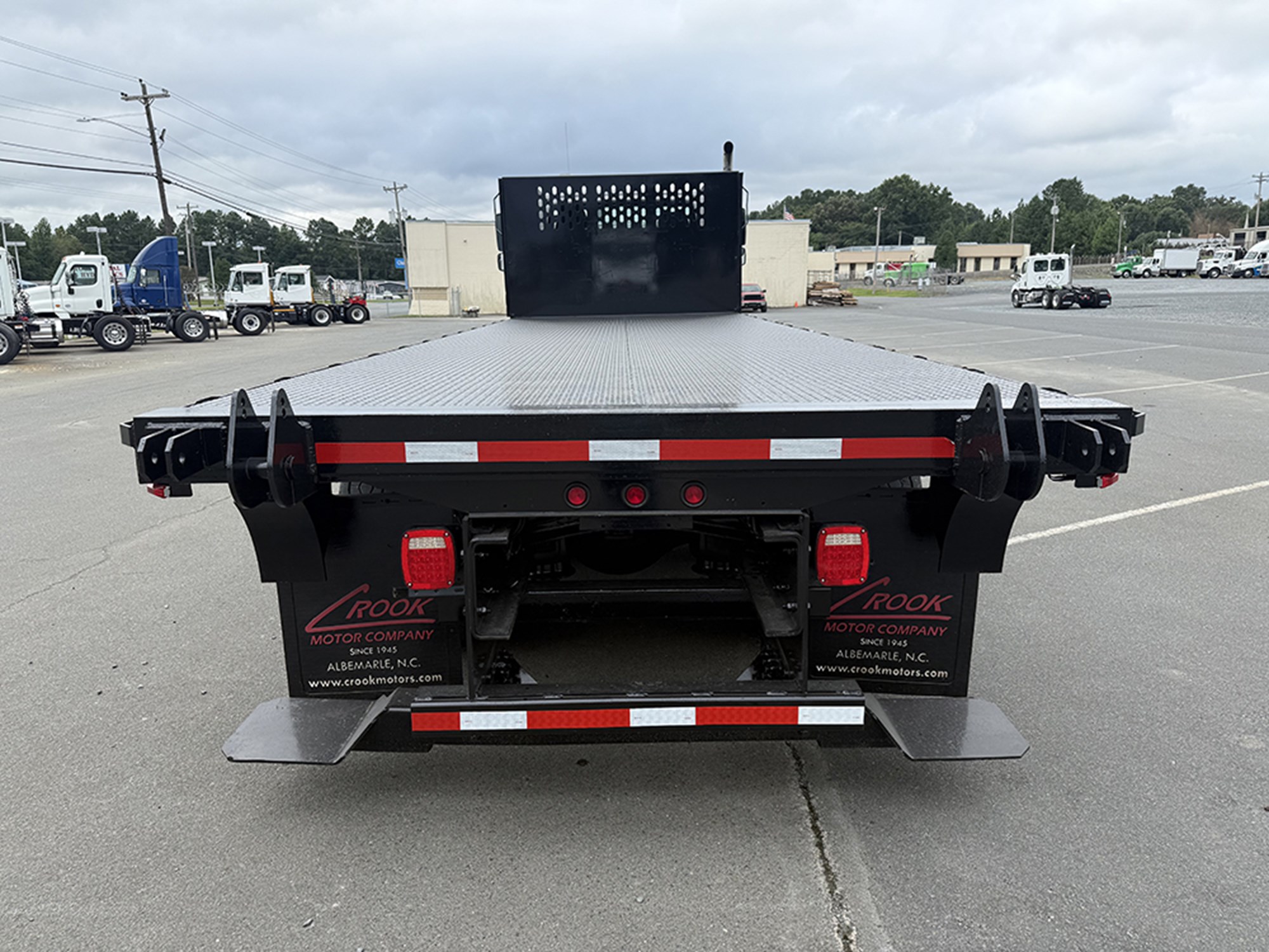 2020 Freightliner M2 - image 5 of 6