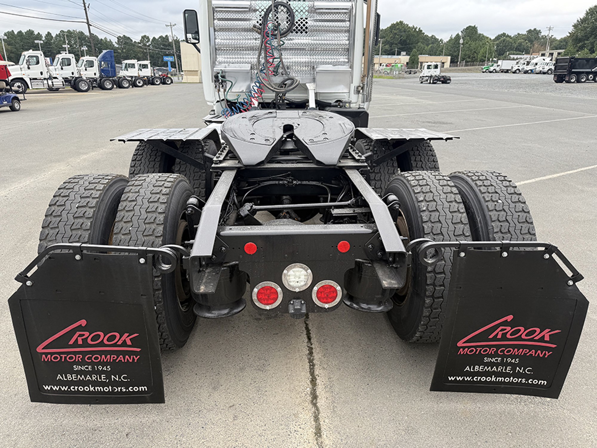 2018 Freightliner Cascadia 125 - image 5 of 6