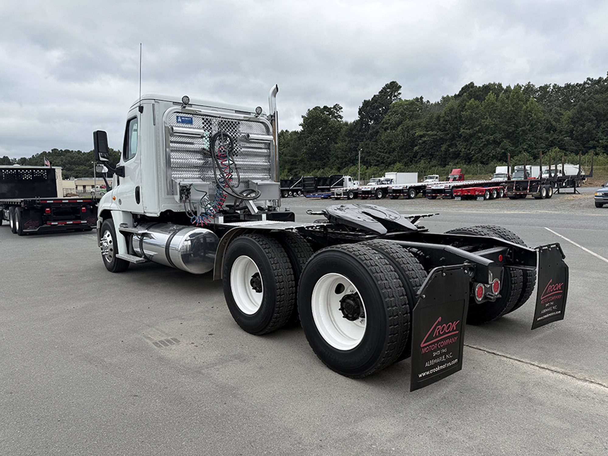 2018 Freightliner Cascadia 125 - image 6 of 6