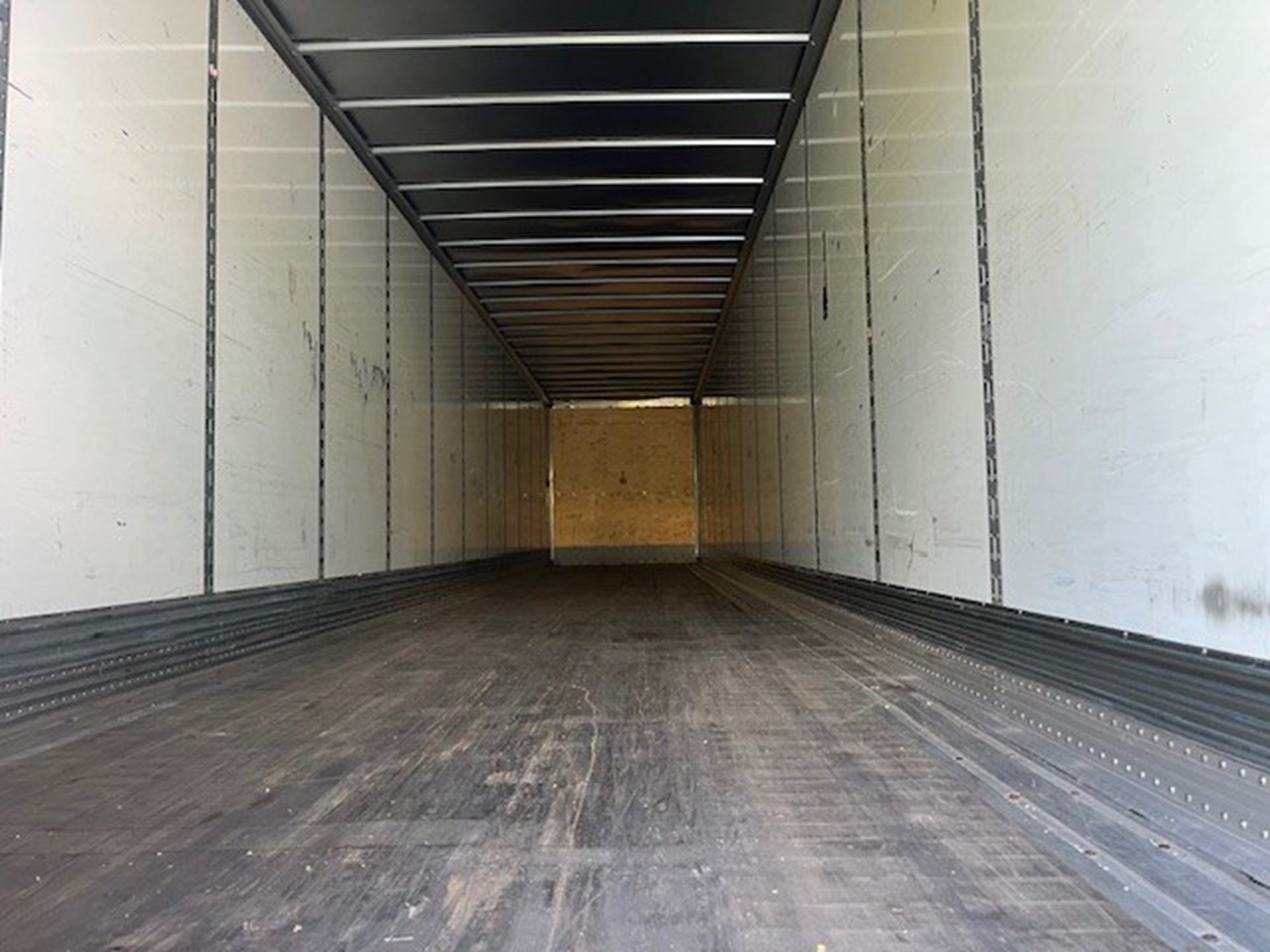 2020 Great Dane VAN - image 5 of 5