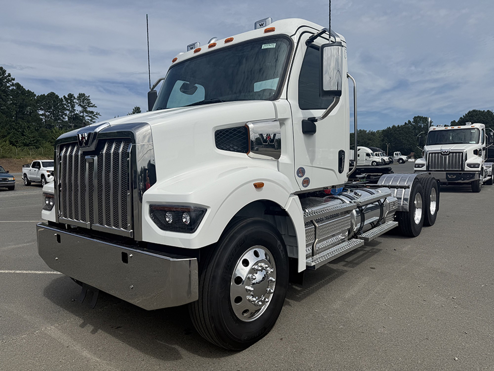 2026 Western Star 47X - image 1 of 6