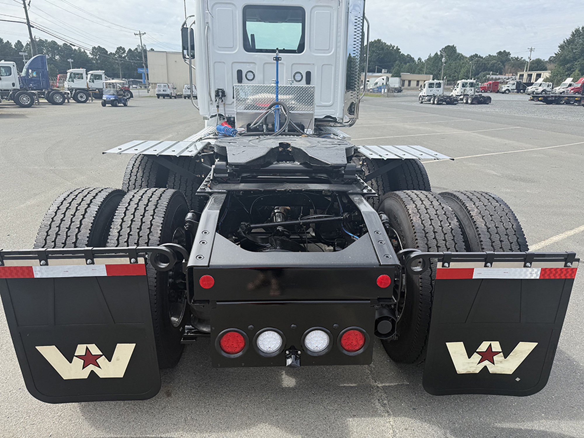 2026 Western Star 47X - image 5 of 6