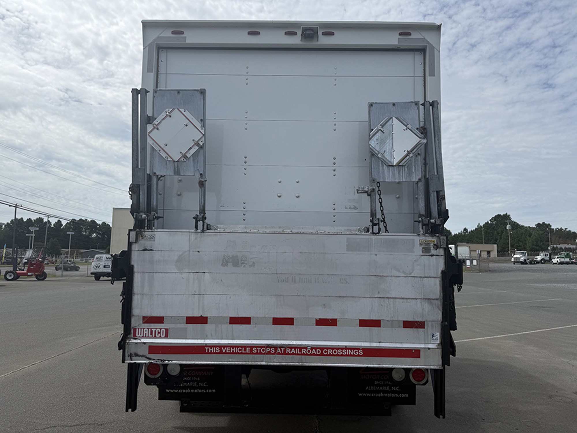 2016 Freightliner M2 - image 5 of 6