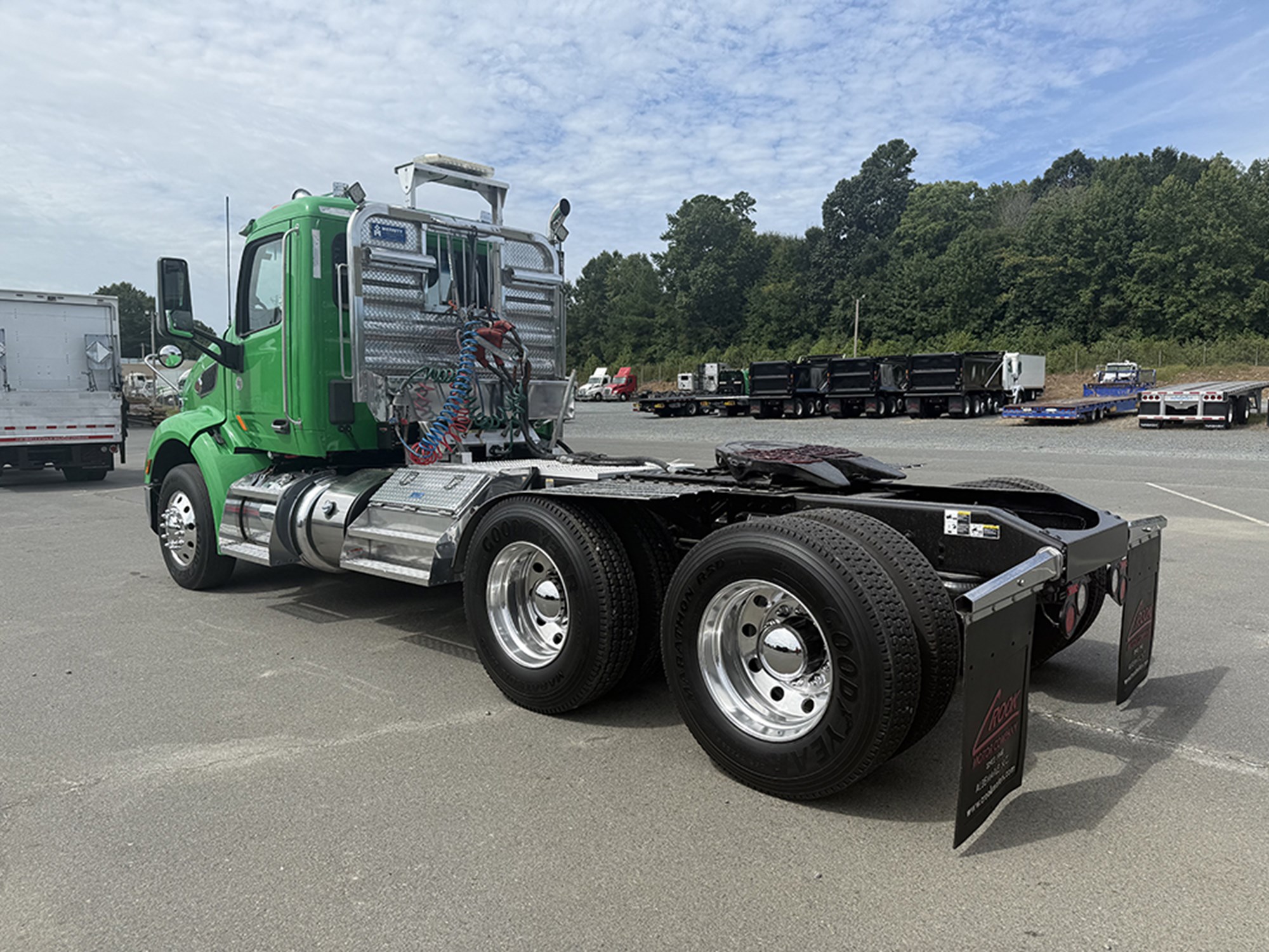2019 Peterbilt 579 - image 6 of 6