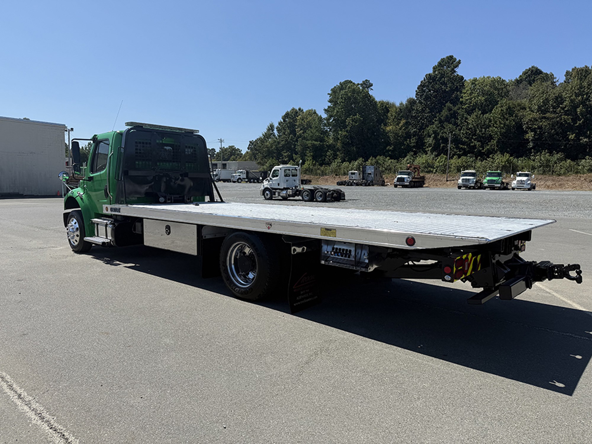 2020 Freightliner M2 - image 6 of 6