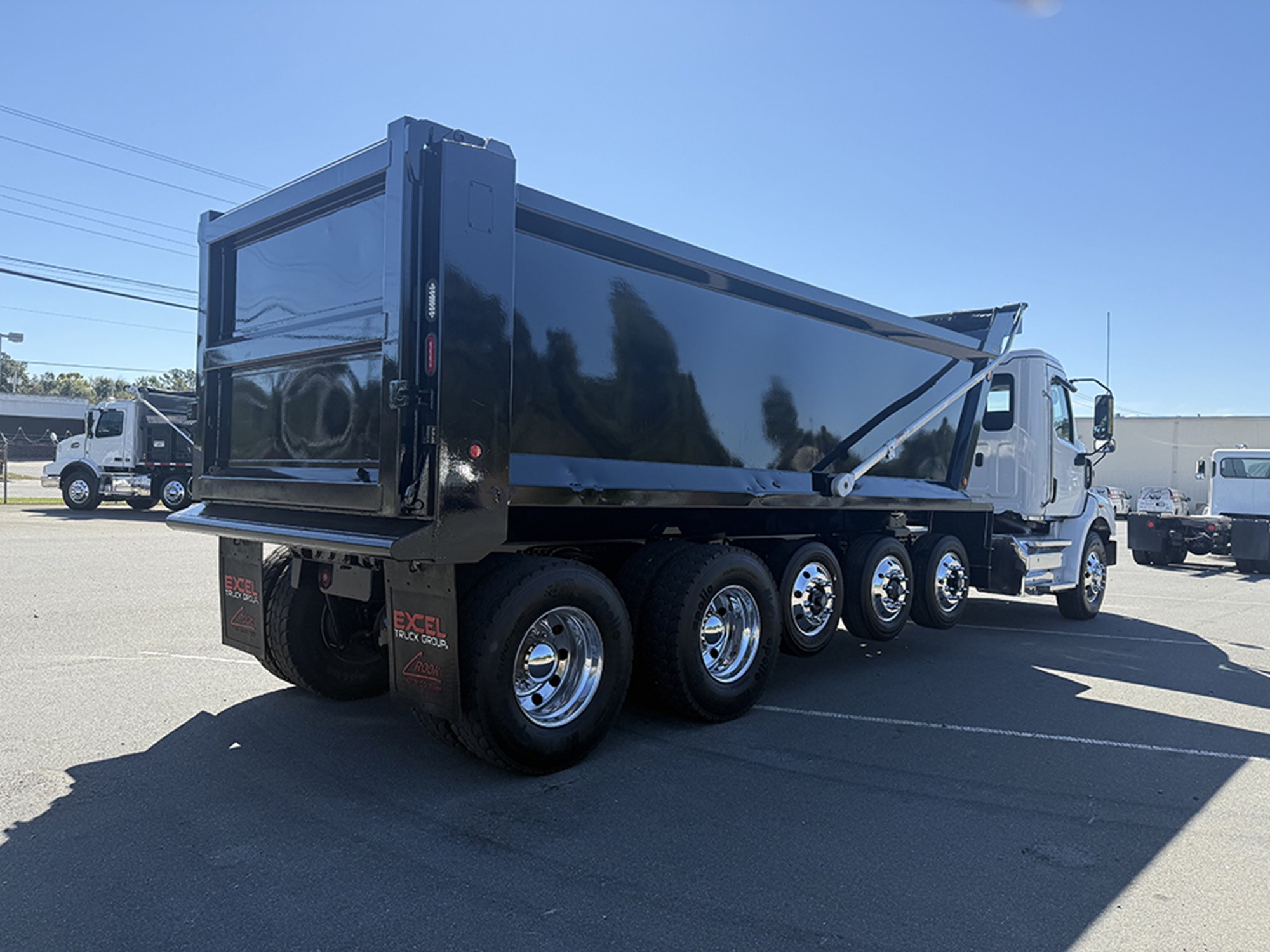 2024 Western Star 47X - image 4 of 6