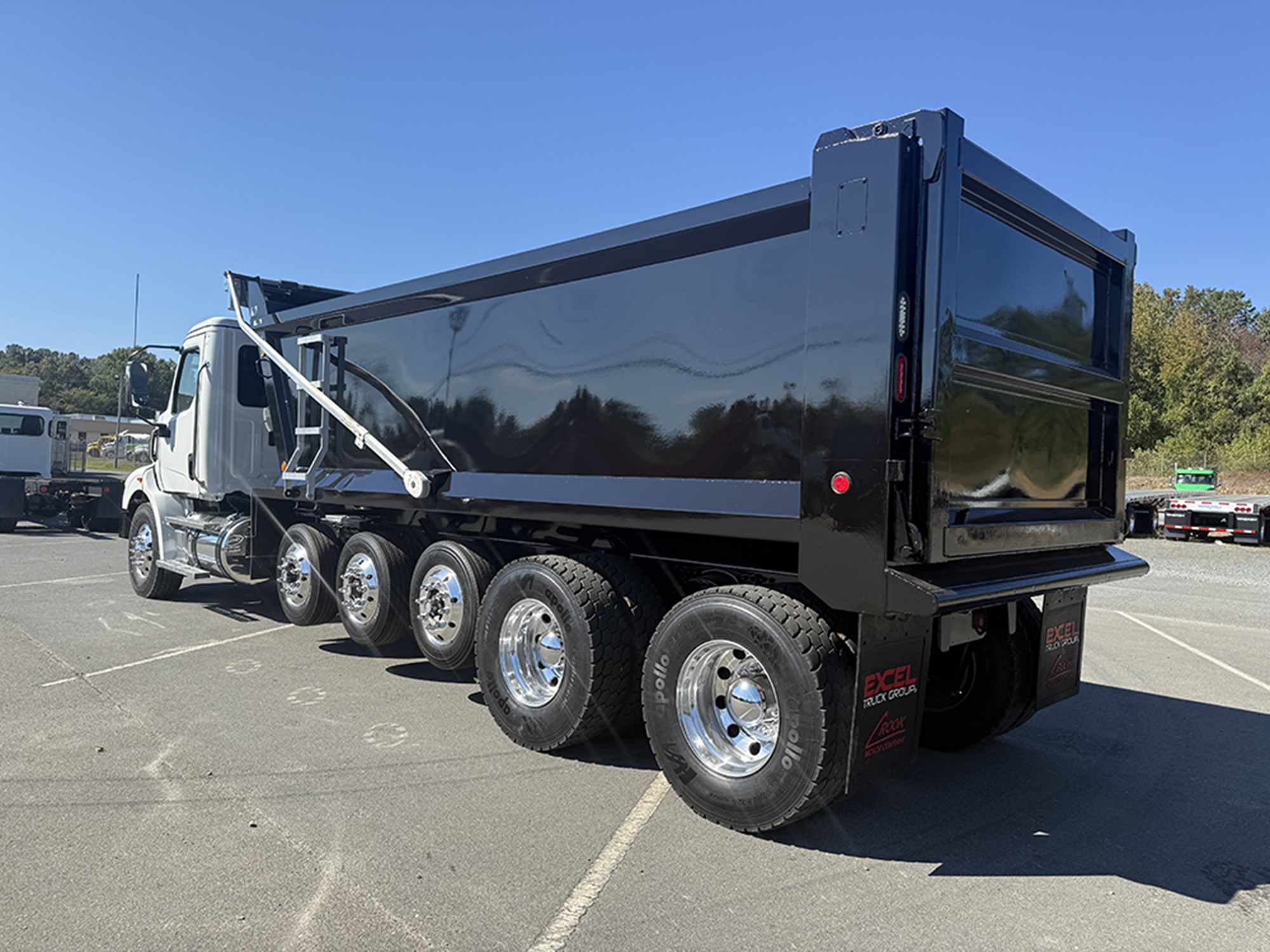 2024 Western Star 47X - image 6 of 6