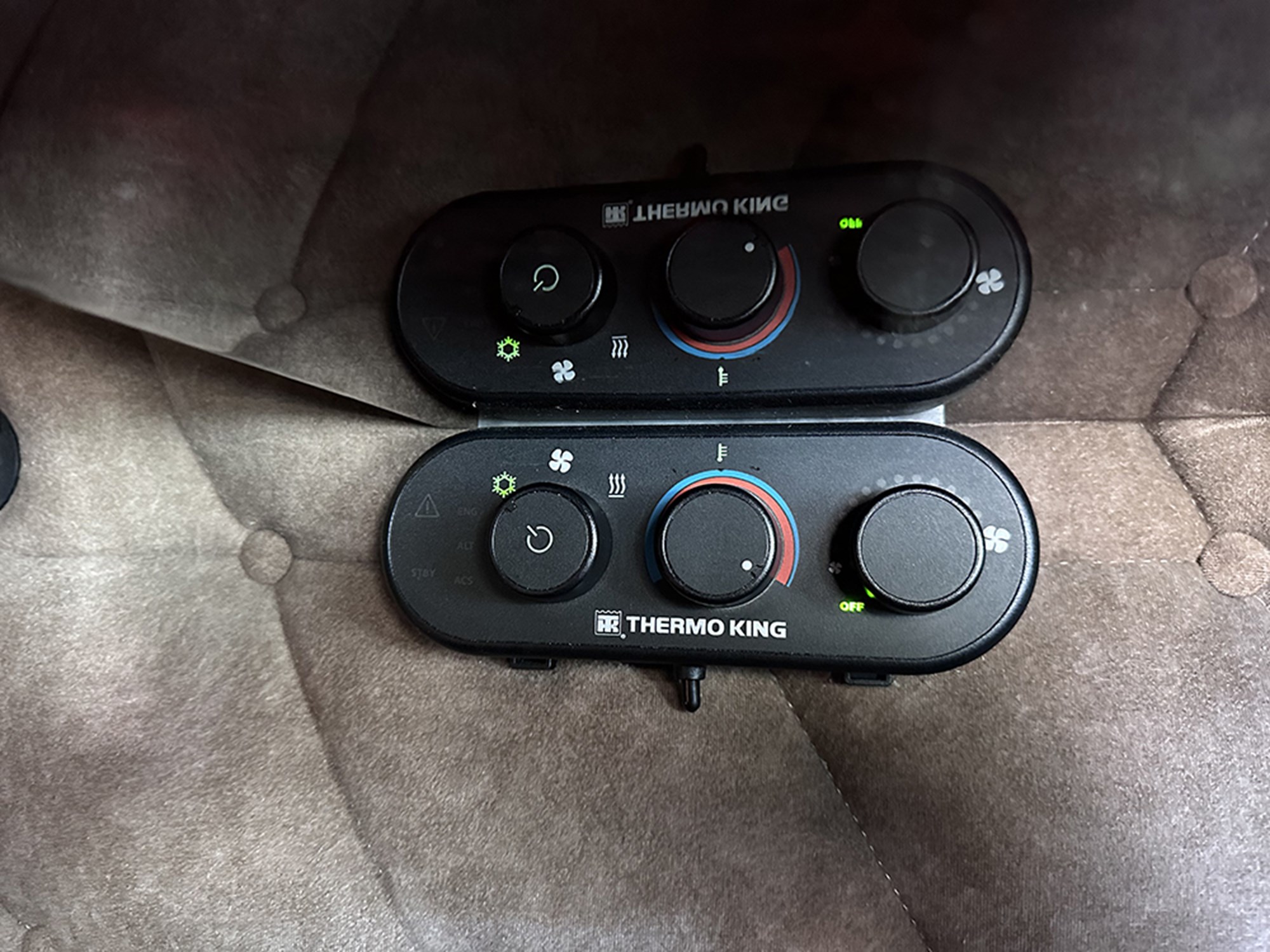 2016 Freightliner CC132 Coronado 1761834956915 2016 Freightliner CC132 Coronado 1761834956915