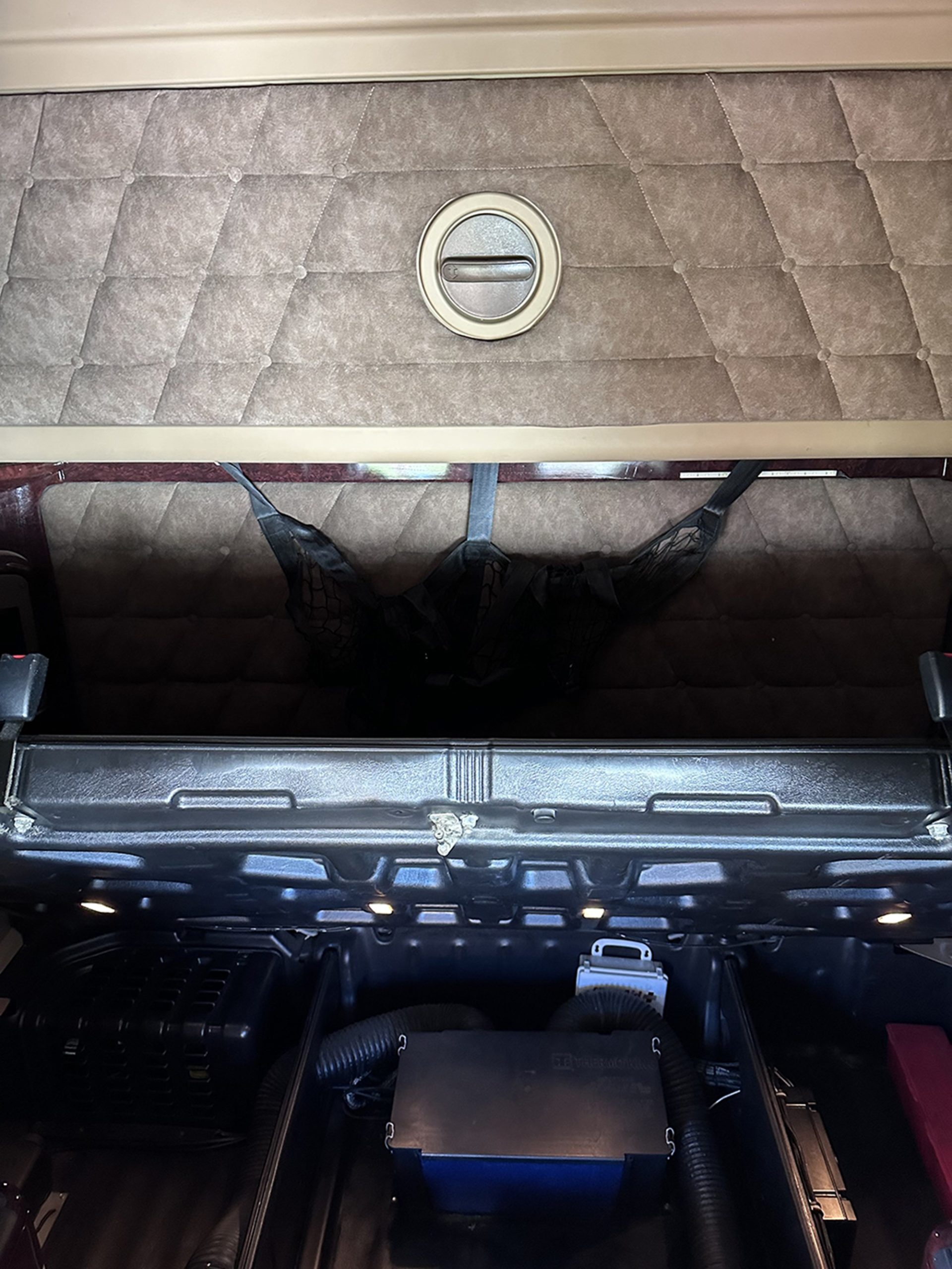 2016 Freightliner CC132 Coronado 1761834957244 2016 Freightliner CC132 Coronado 1761834957244