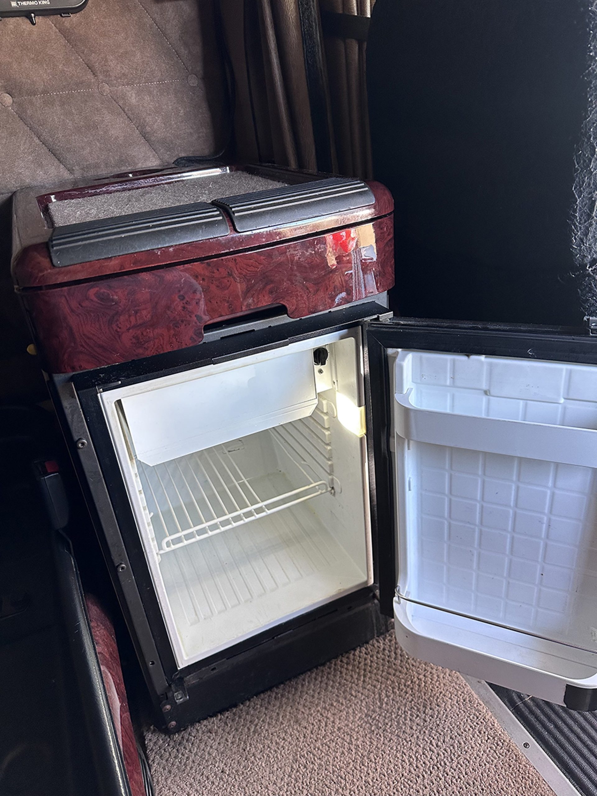 2016 Freightliner CC132 Coronado 1761834958040 2016 Freightliner CC132 Coronado 1761834958040