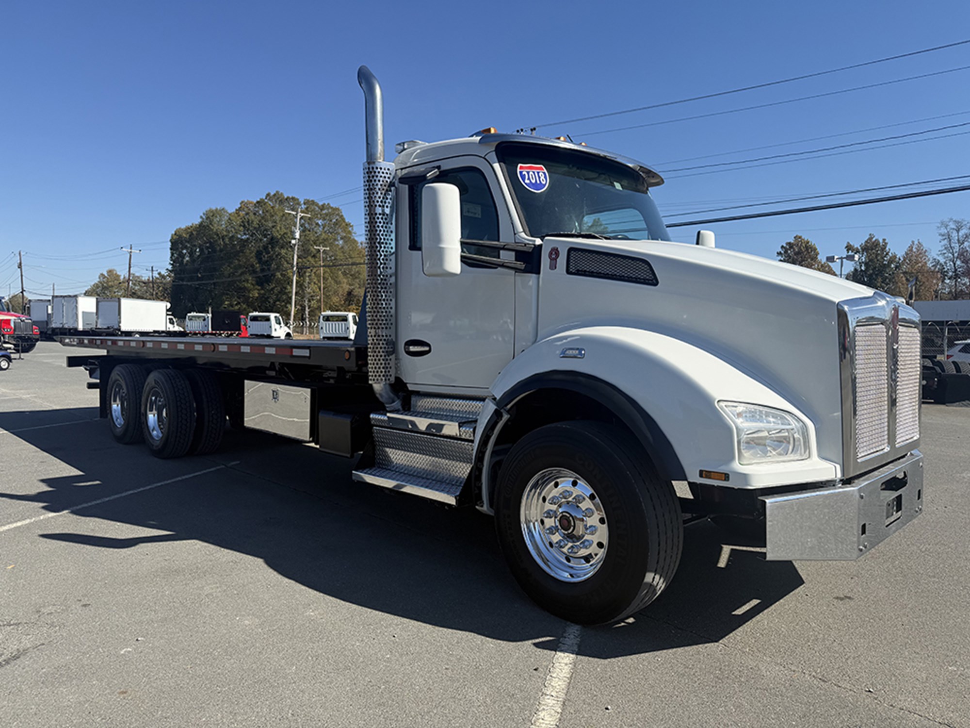 2018 Kenworth T880 2018 Kenworth T880 - image 2 of 6