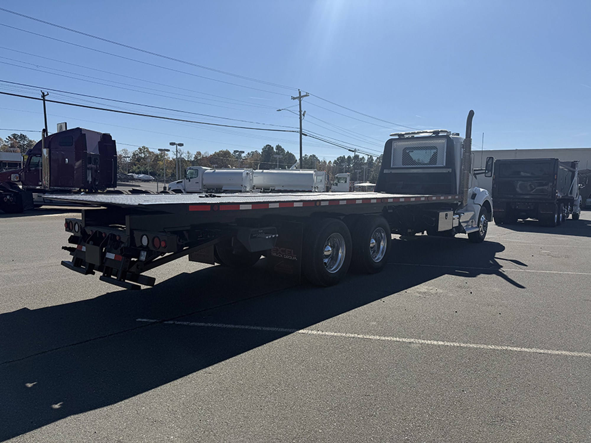 2017 Kenworth T880 2017 Kenworth T880 - image 4 of 6