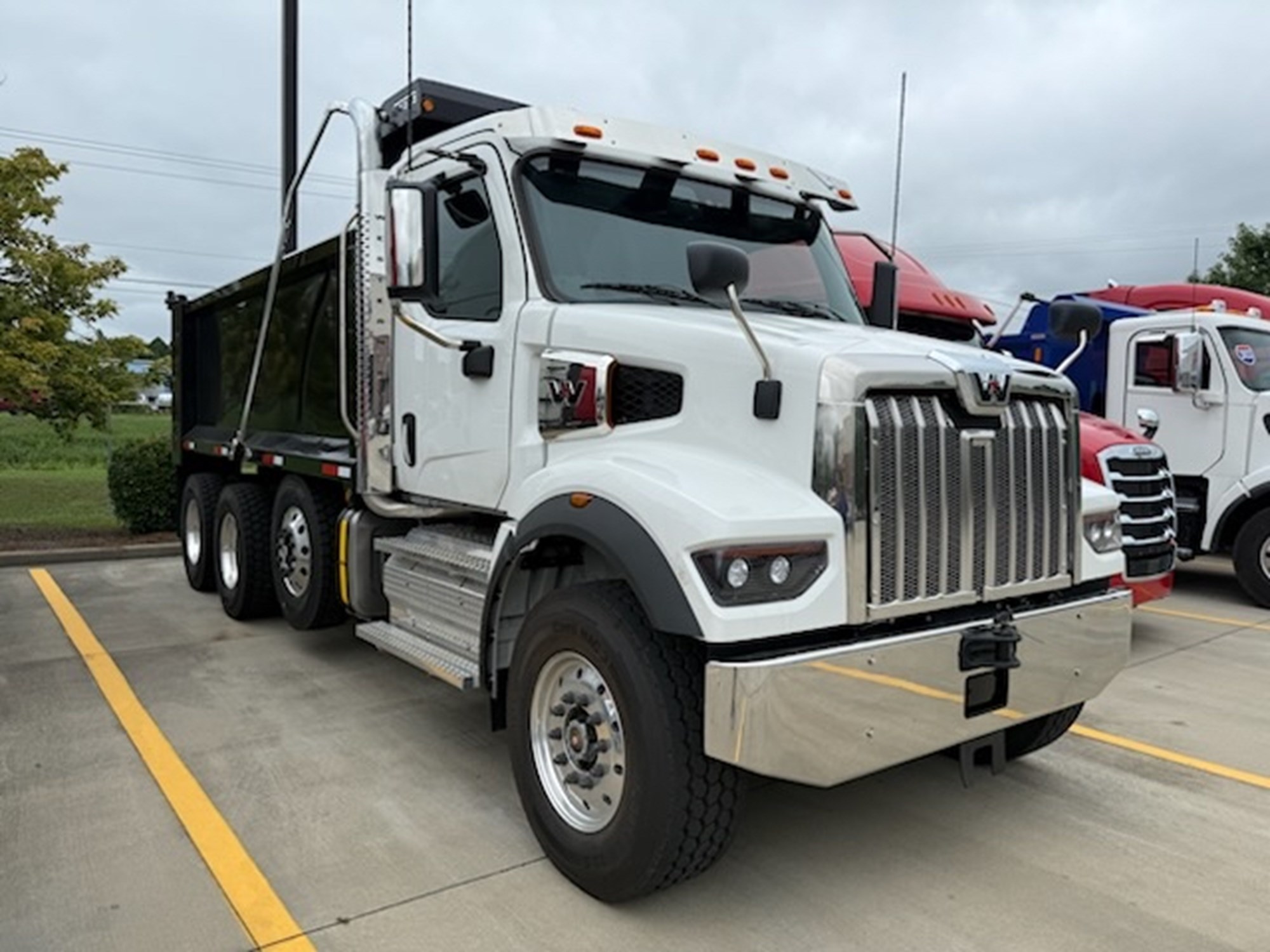 2026 Western Star 47X - image 1 of 4