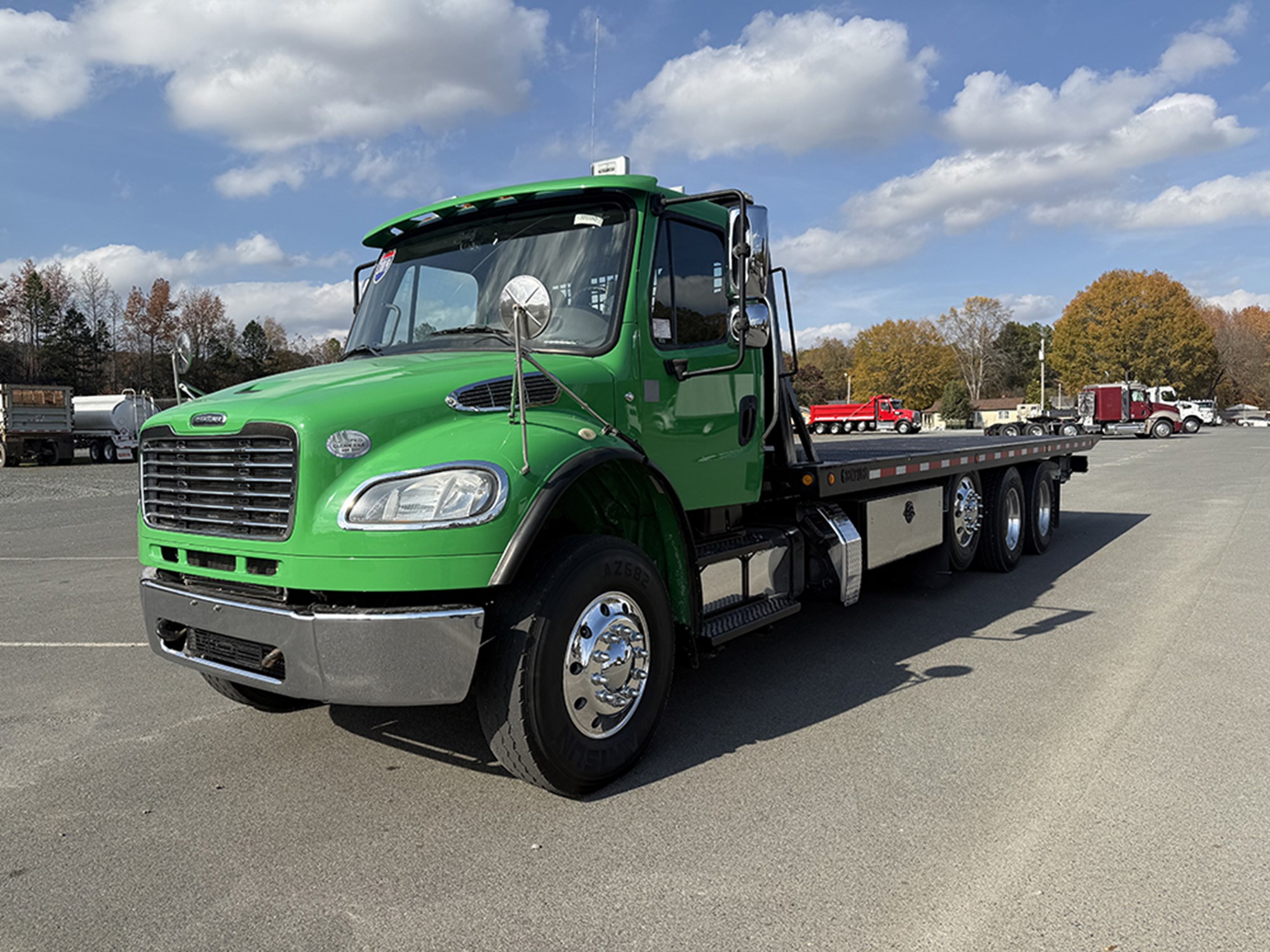 2019 Freightliner M2 106 2019 Freightliner M2 106 - image 1 of 6