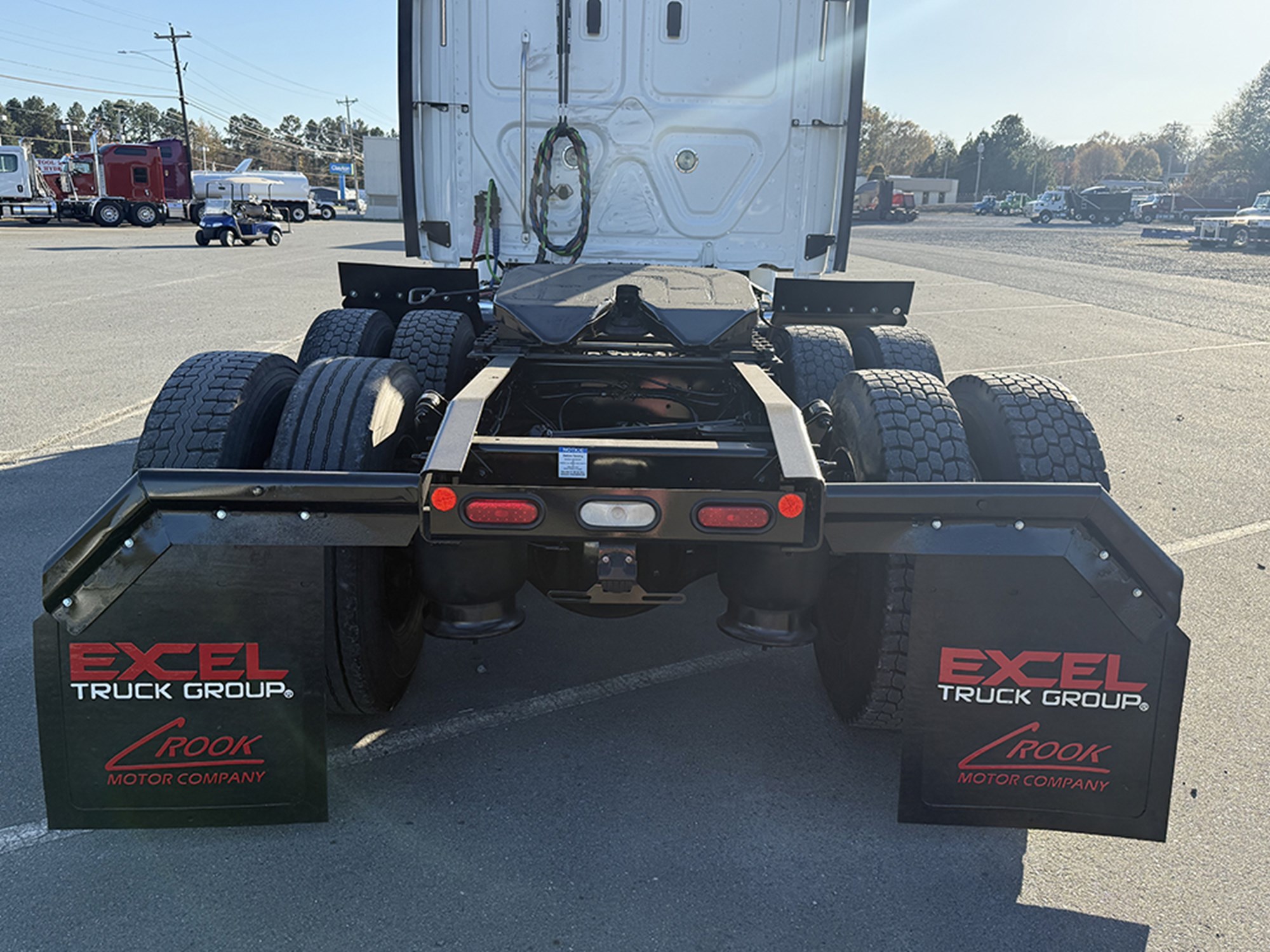 2019 Freightliner Cascadia 113 2019 Freightliner Cascadia 113 - image 5 of 6