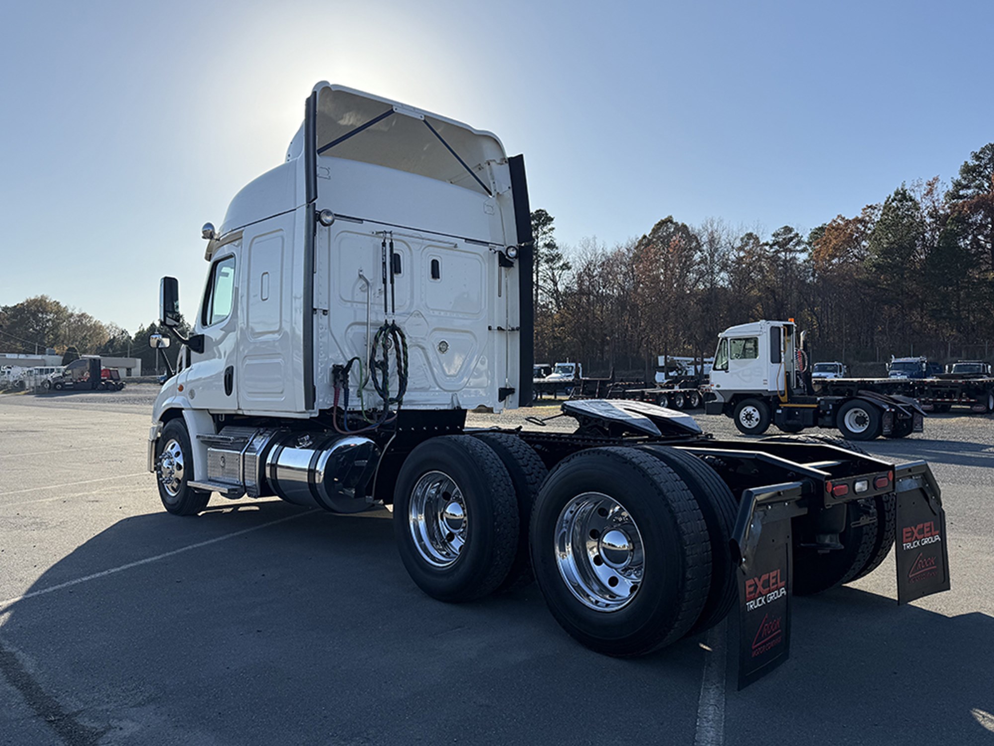 2019 Freightliner Cascadia 113 2019 Freightliner Cascadia 113 - image 6 of 6