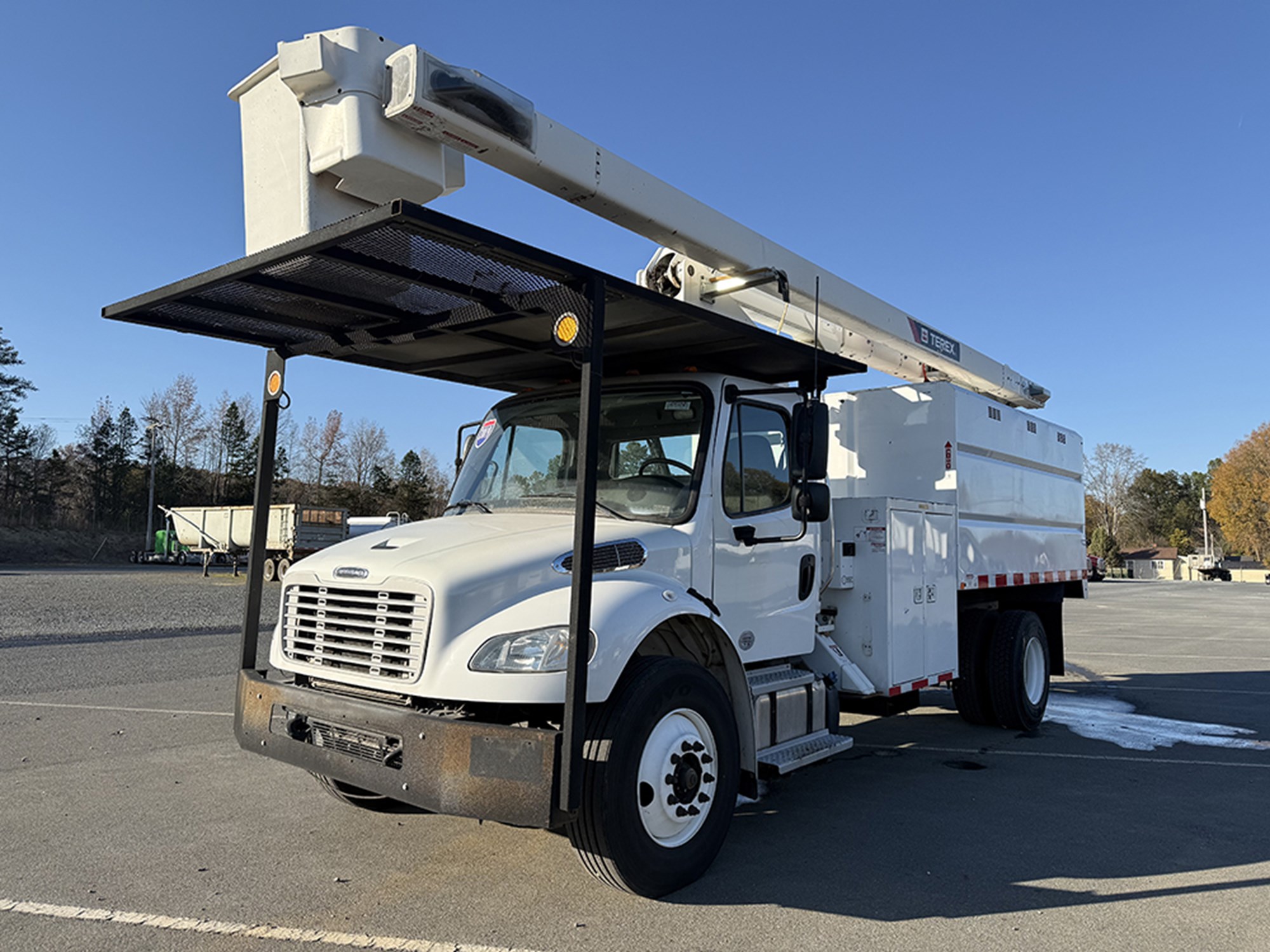 2019 Freightliner M2106 2019 Freightliner M2106 - image 1 of 2