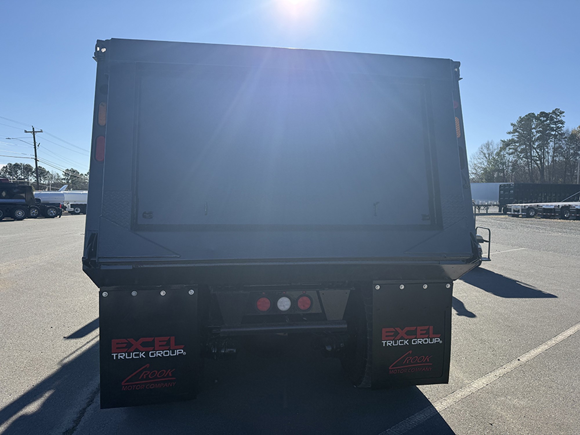 2019 Peterbilt 567 2019 Peterbilt 567 - image 5 of 6
