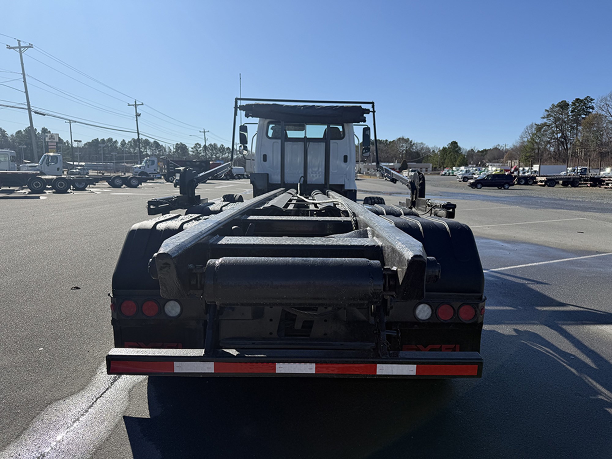 2019 Freightliner 114SD 2019 Freightliner 114SD - image 5 of 6