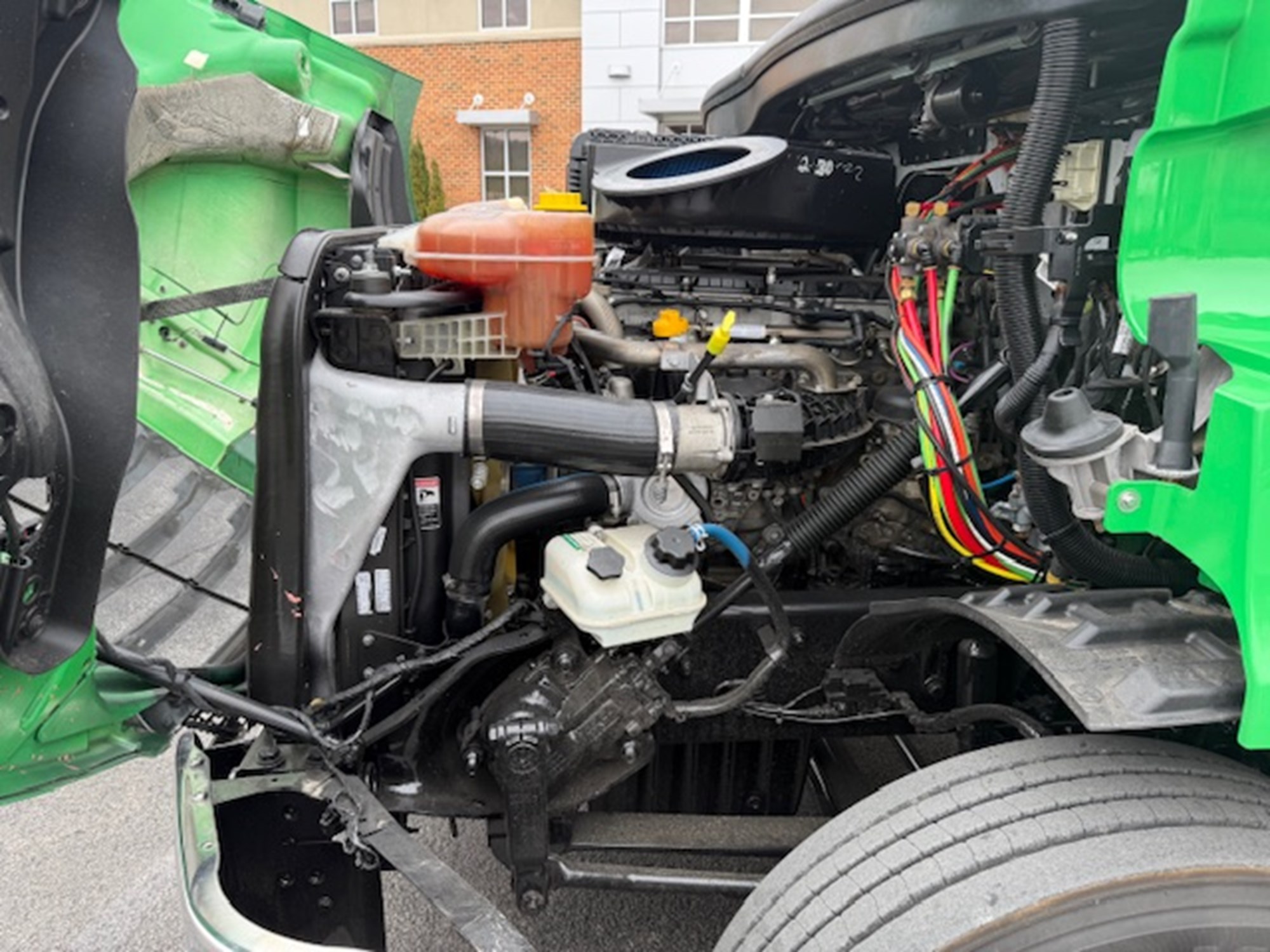 2019 Freightliner Cascadia 116 2019 Freightliner Cascadia 116 - image 6 of 6