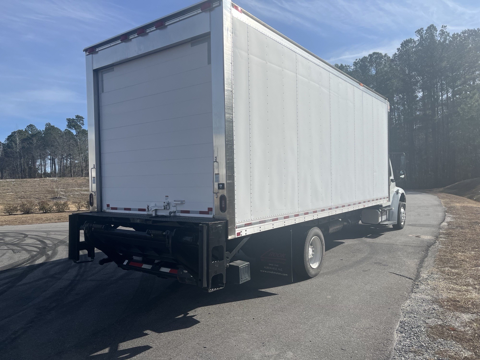 2017 Freightliner M2 106 2017 Freightliner M2 106 - image 5 of 6