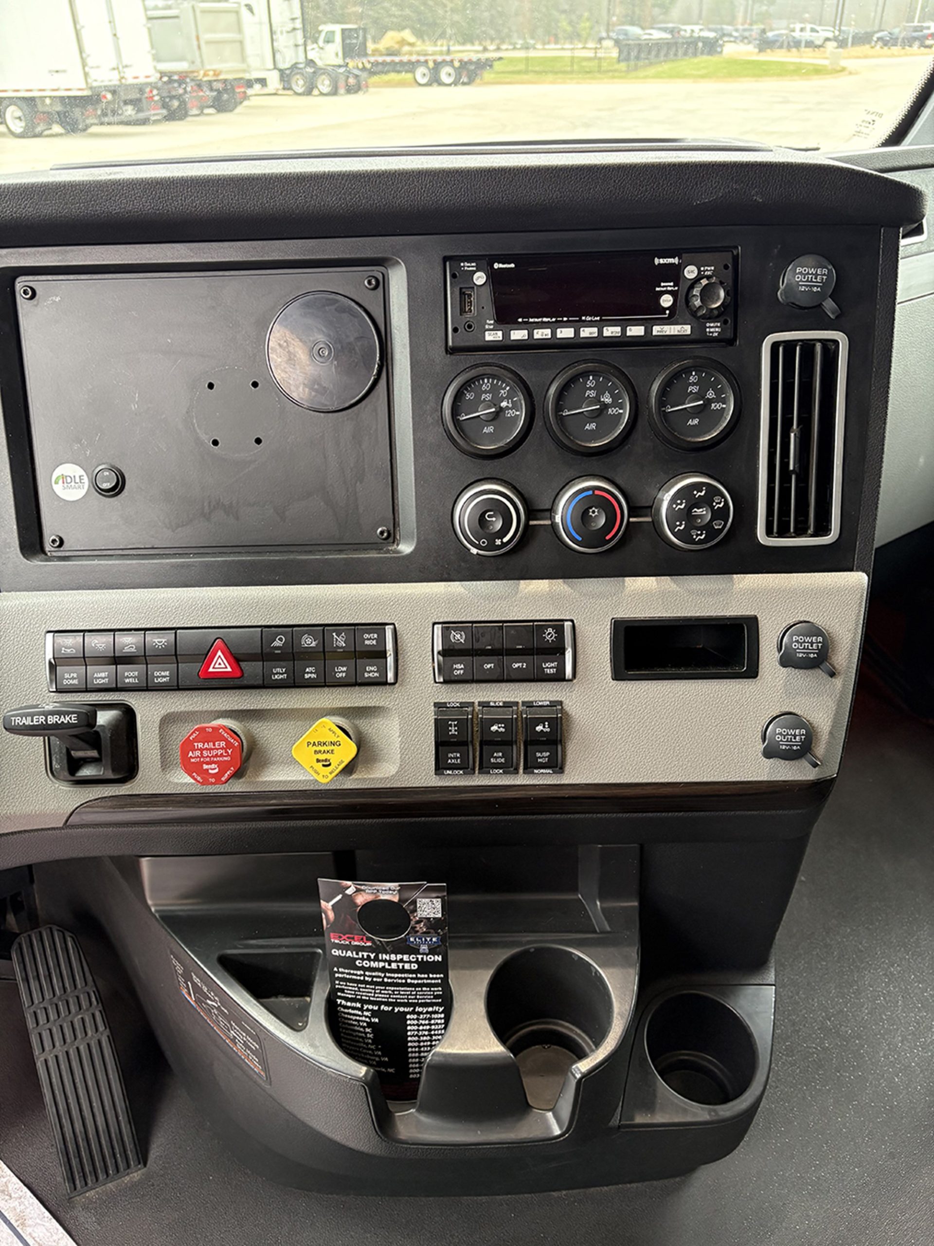 2022 Freightliner Cascadia 126 1767975727033 2022 Freightliner Cascadia 126 1767975727033