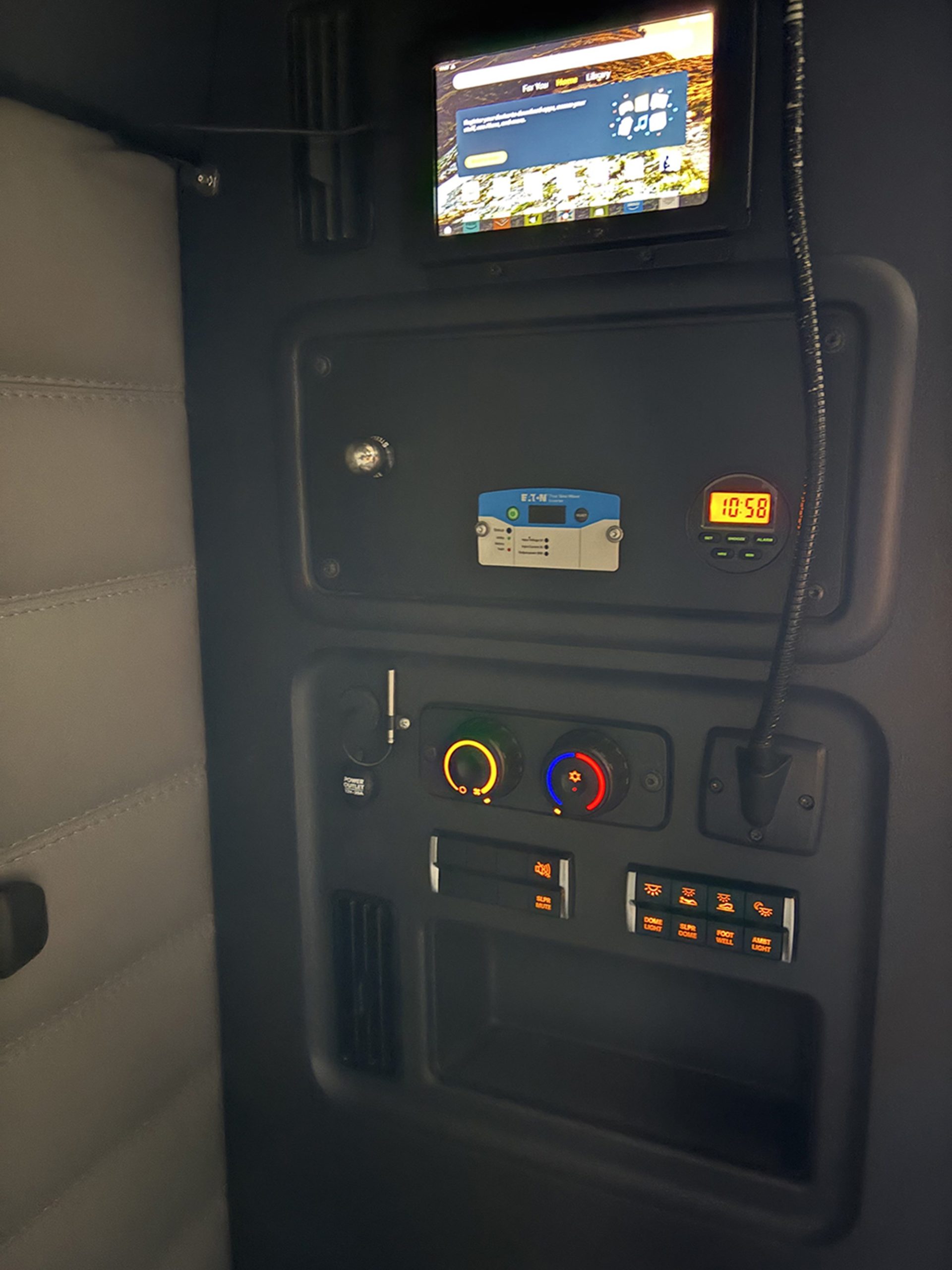 2022 Freightliner Cascadia 126 1767975728892 2022 Freightliner Cascadia 126 1767975728892